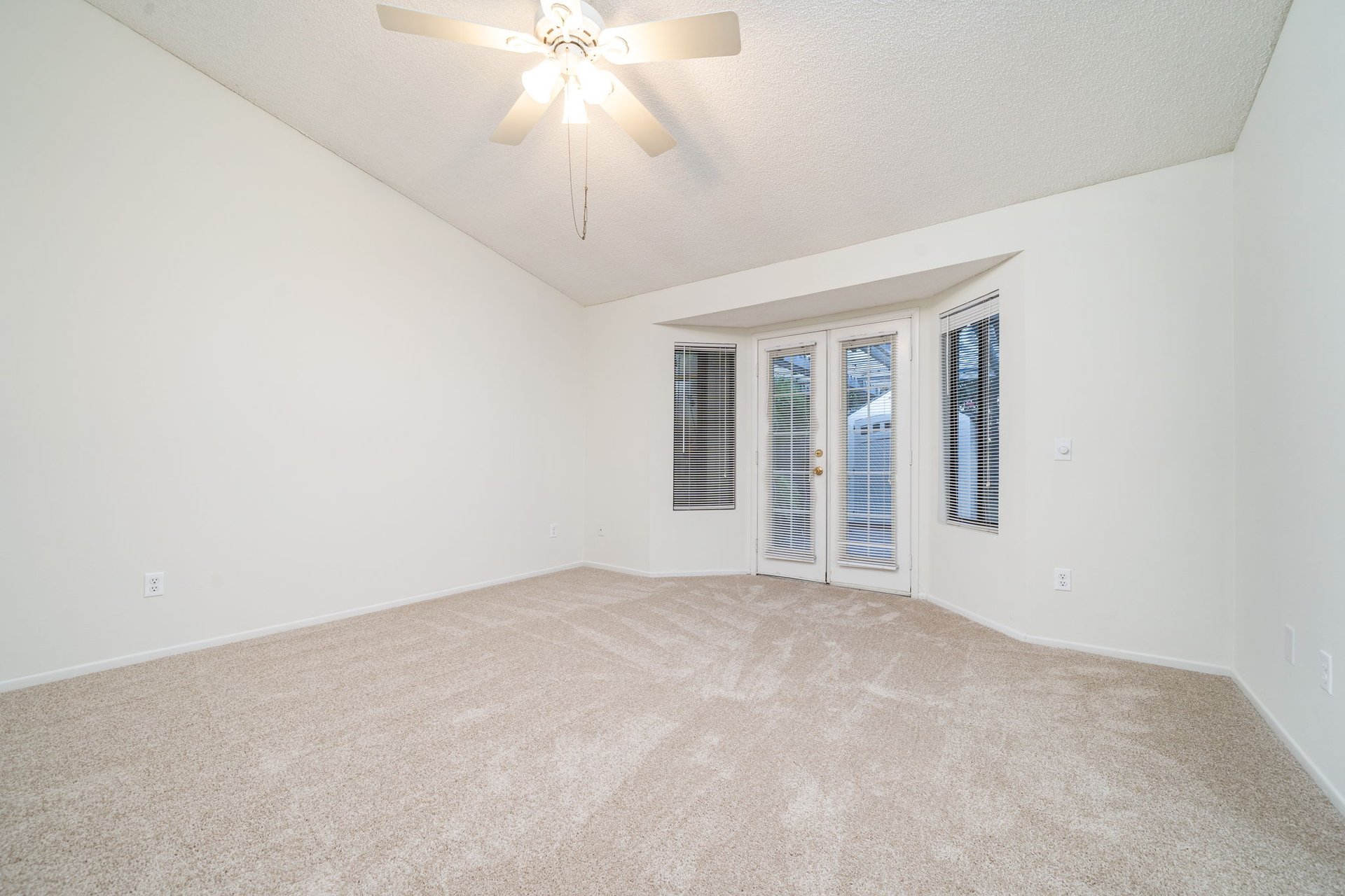 1220 Shepherd Way