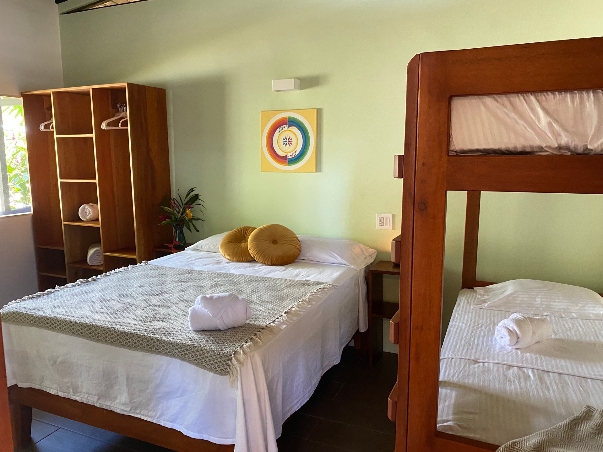11.75 Acre property In-town, Retreat, Hotel, Bnb