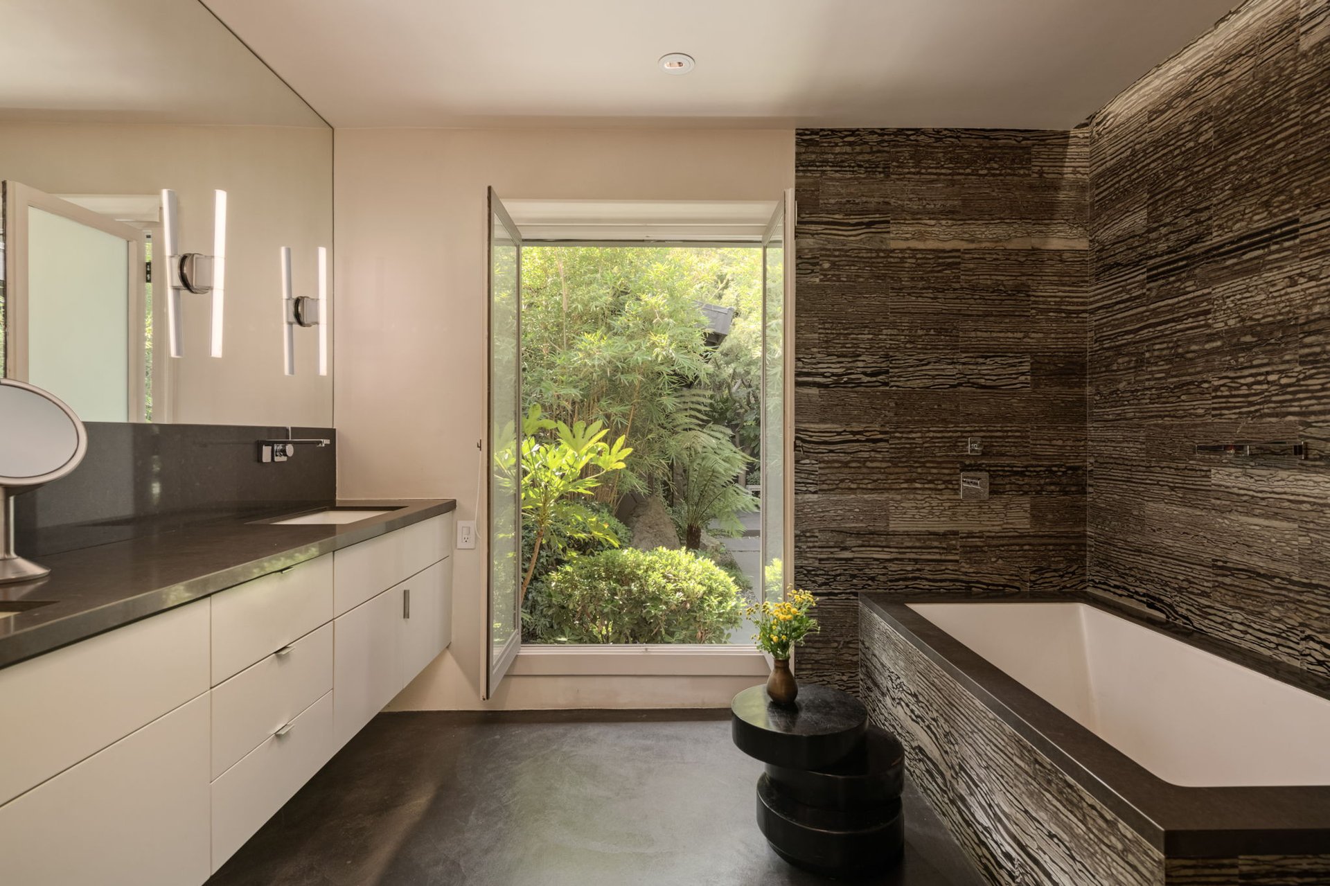 7535 Lolina Ln, Hollywood Hills