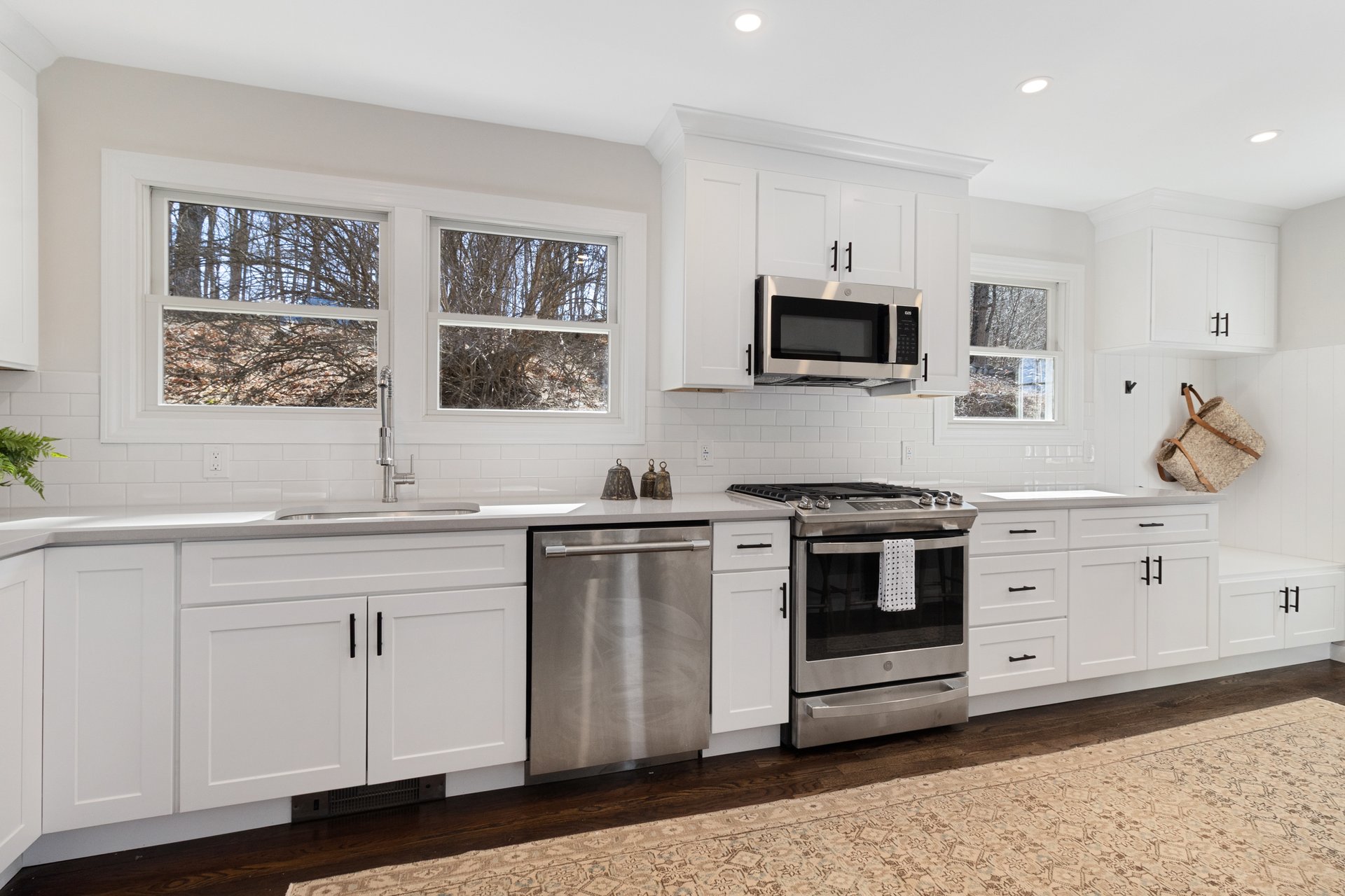 617 Saddle River Road