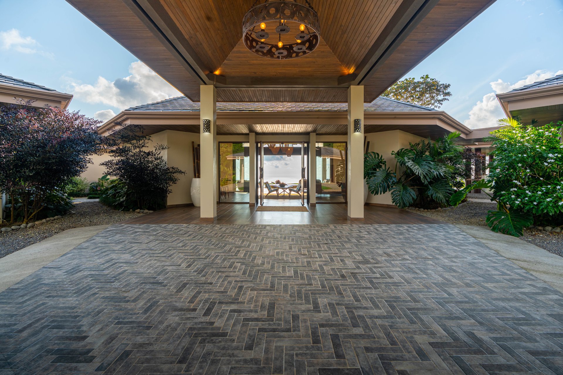 Luxury MasterPiece with Unmatched Views!