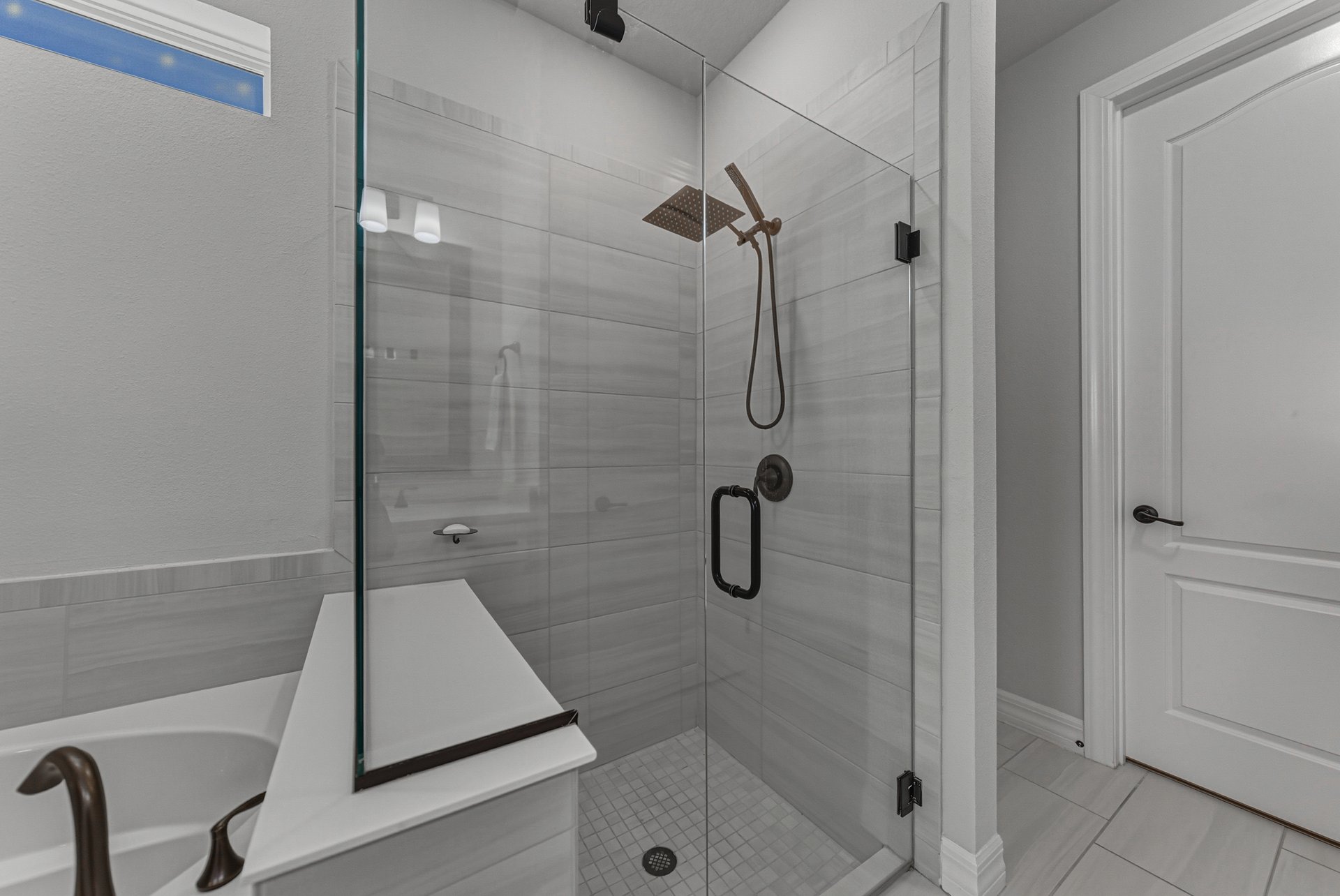 7430 POOL COMPASS LOOP