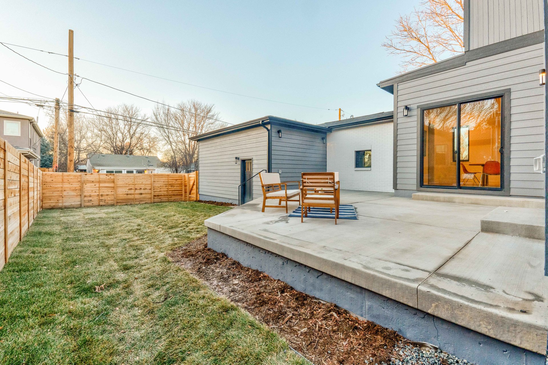 2683 S Cook St
