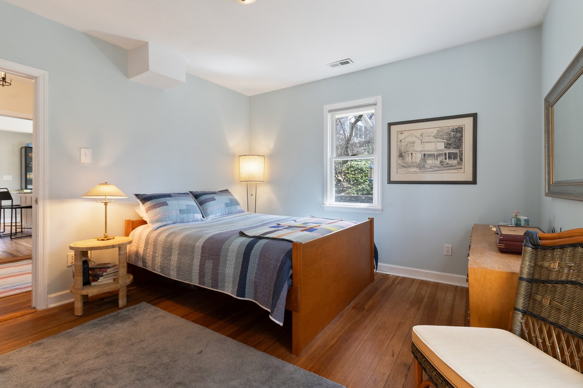 28 Lakeview Pass
