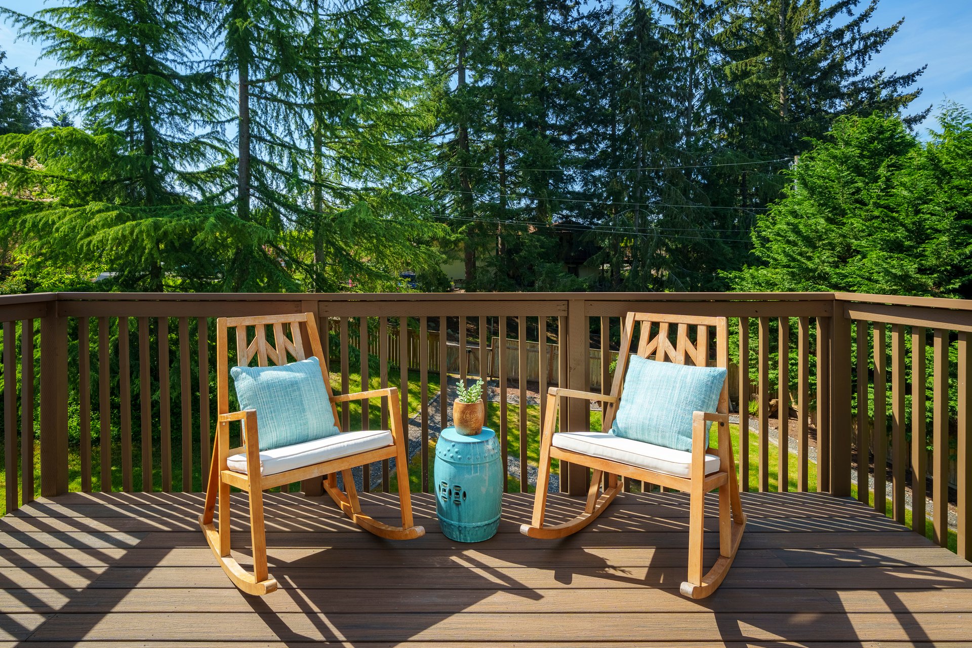Expansive Lynnwood Living