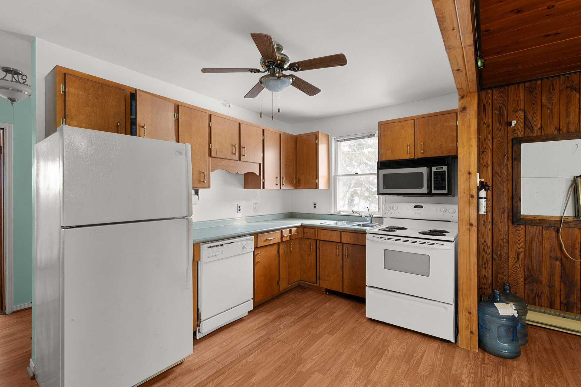 8511 Small Lane, Loretto