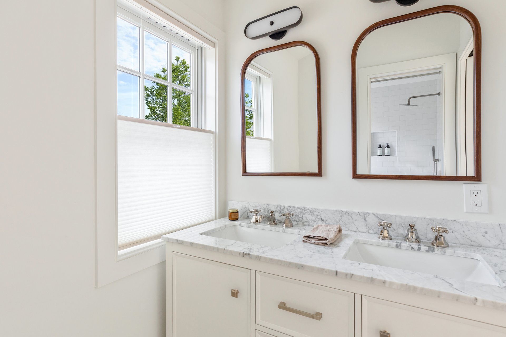 CHARMING AND COMPLETELY RENOVATED 