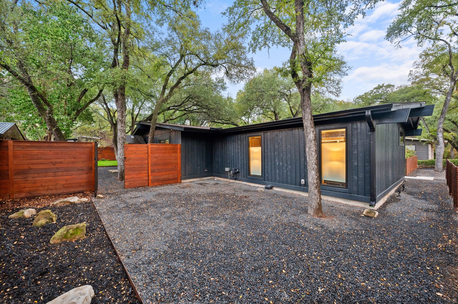440 Ridgewood Rd