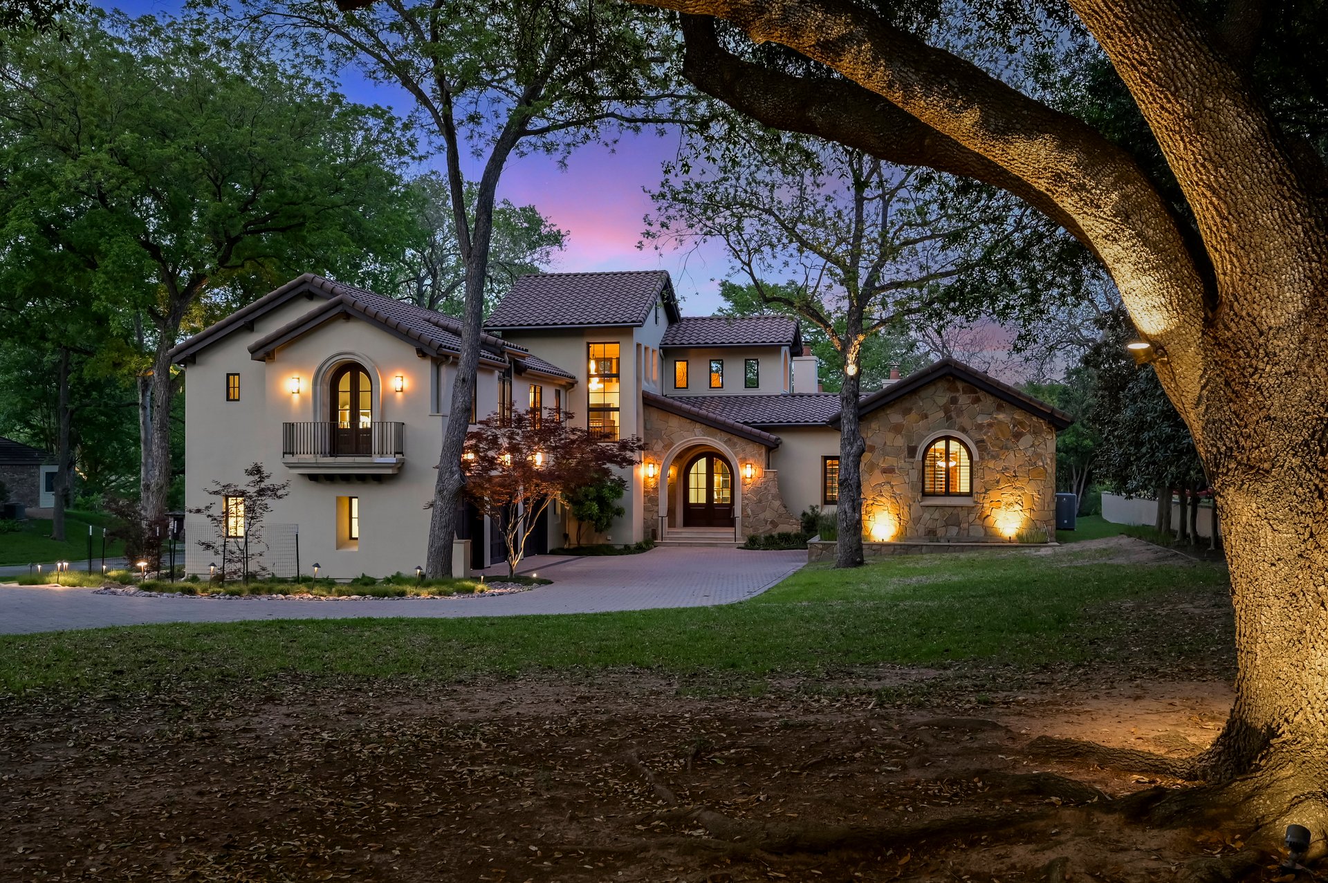 1401 N Weston Lane