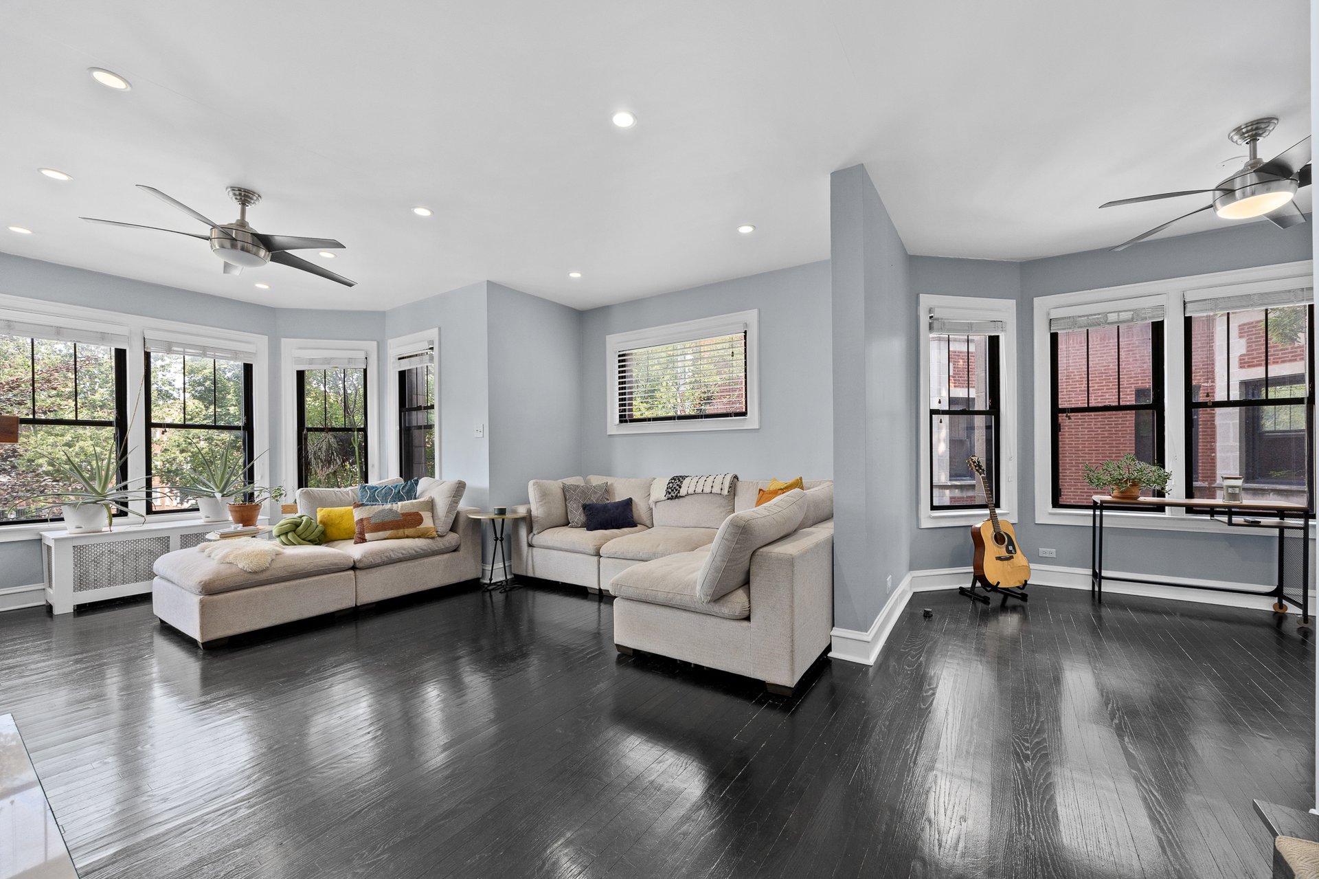 7631 N Eastlake Terrace Unit: 2A-3A