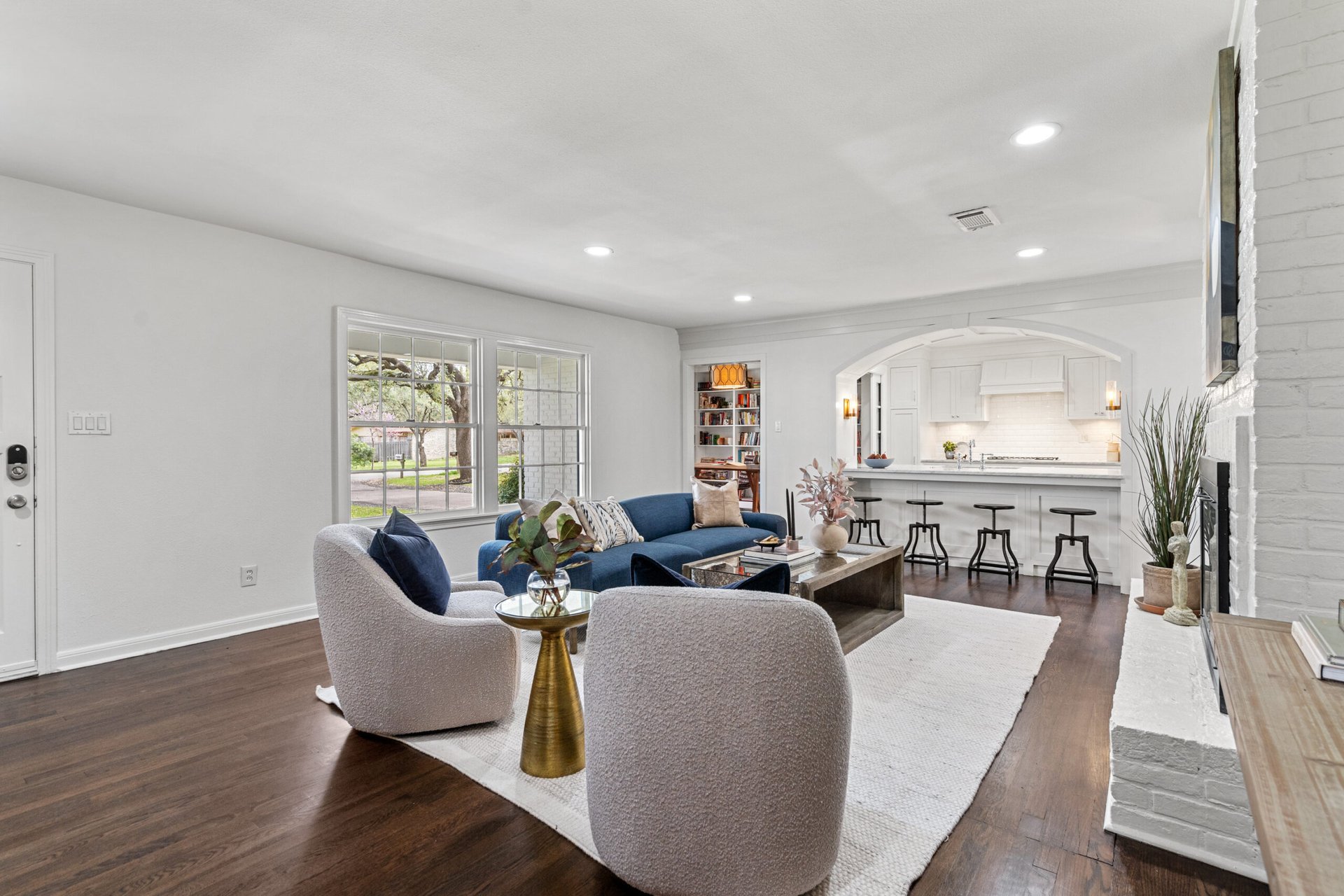 Charming Renovation in West Lake Hills