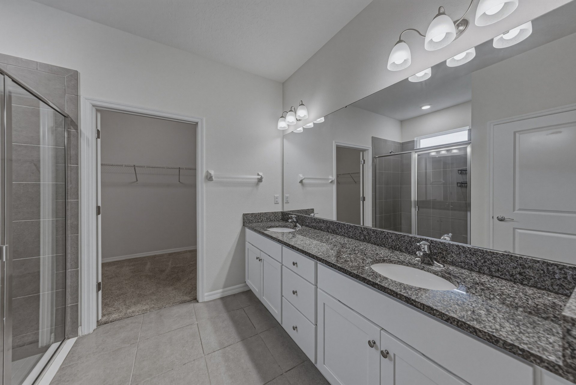 12322 EASTPOINTE DR