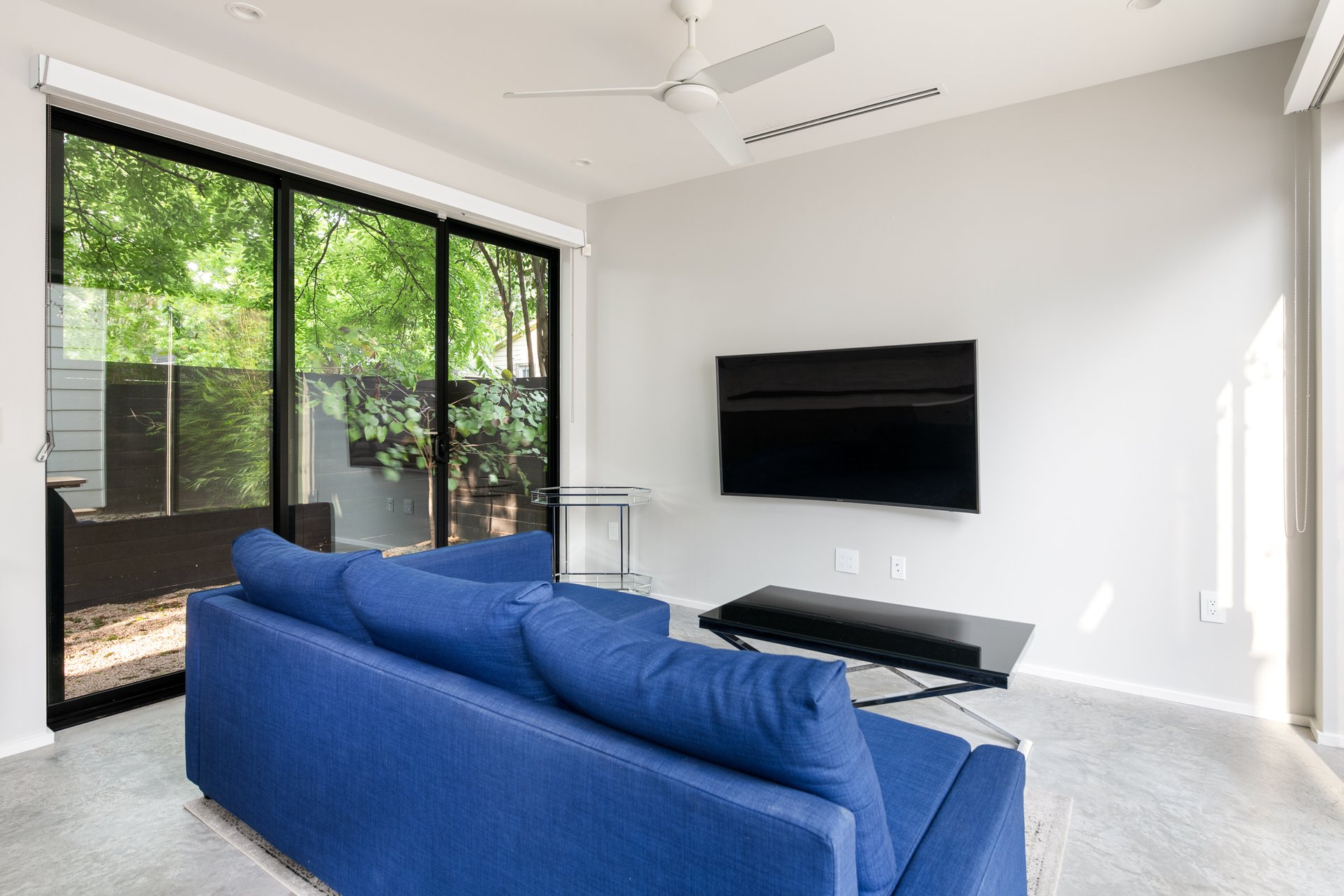 404 W Milton