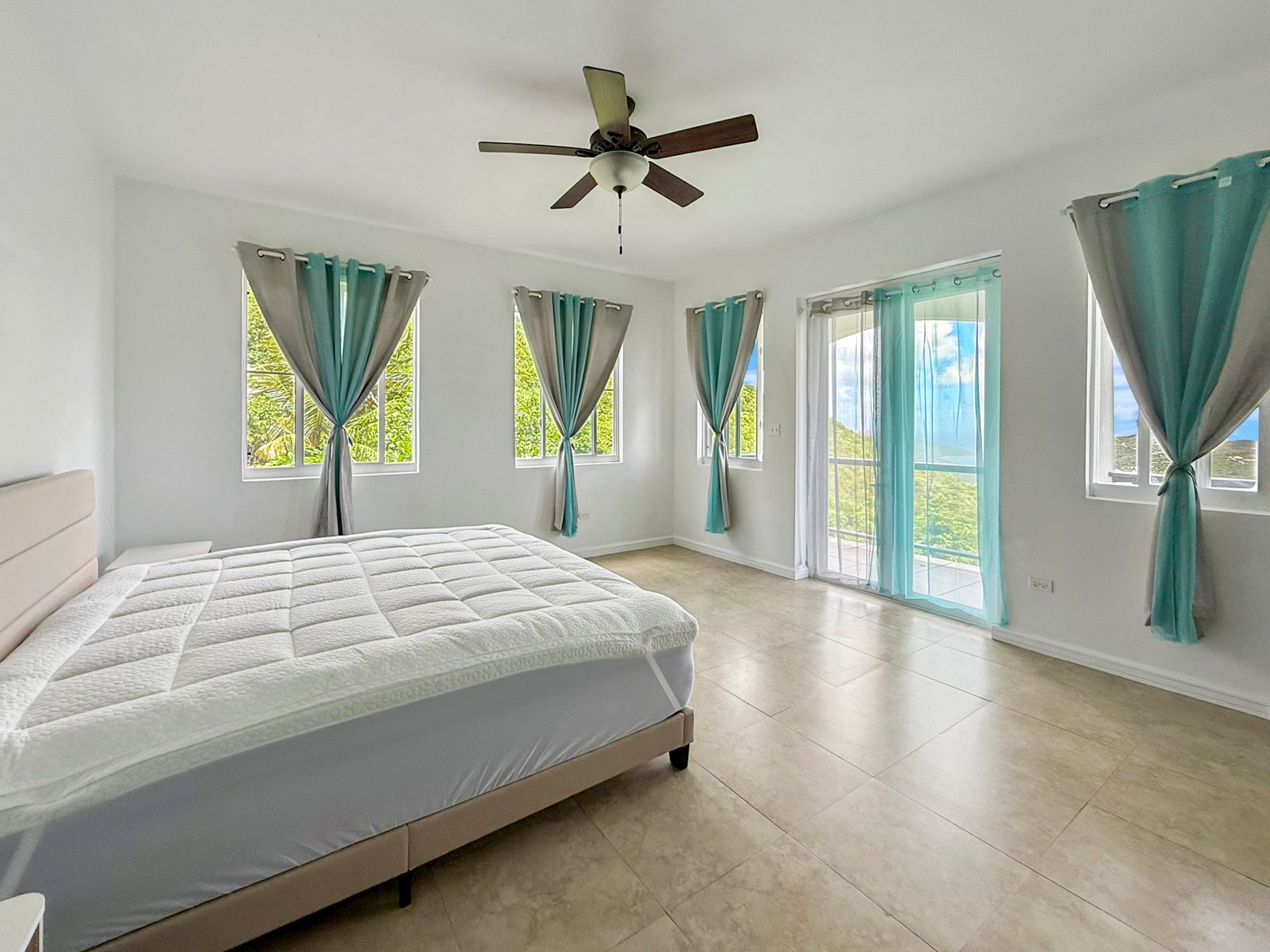 1062 Sabath Hill 2 Bedroom Apartment