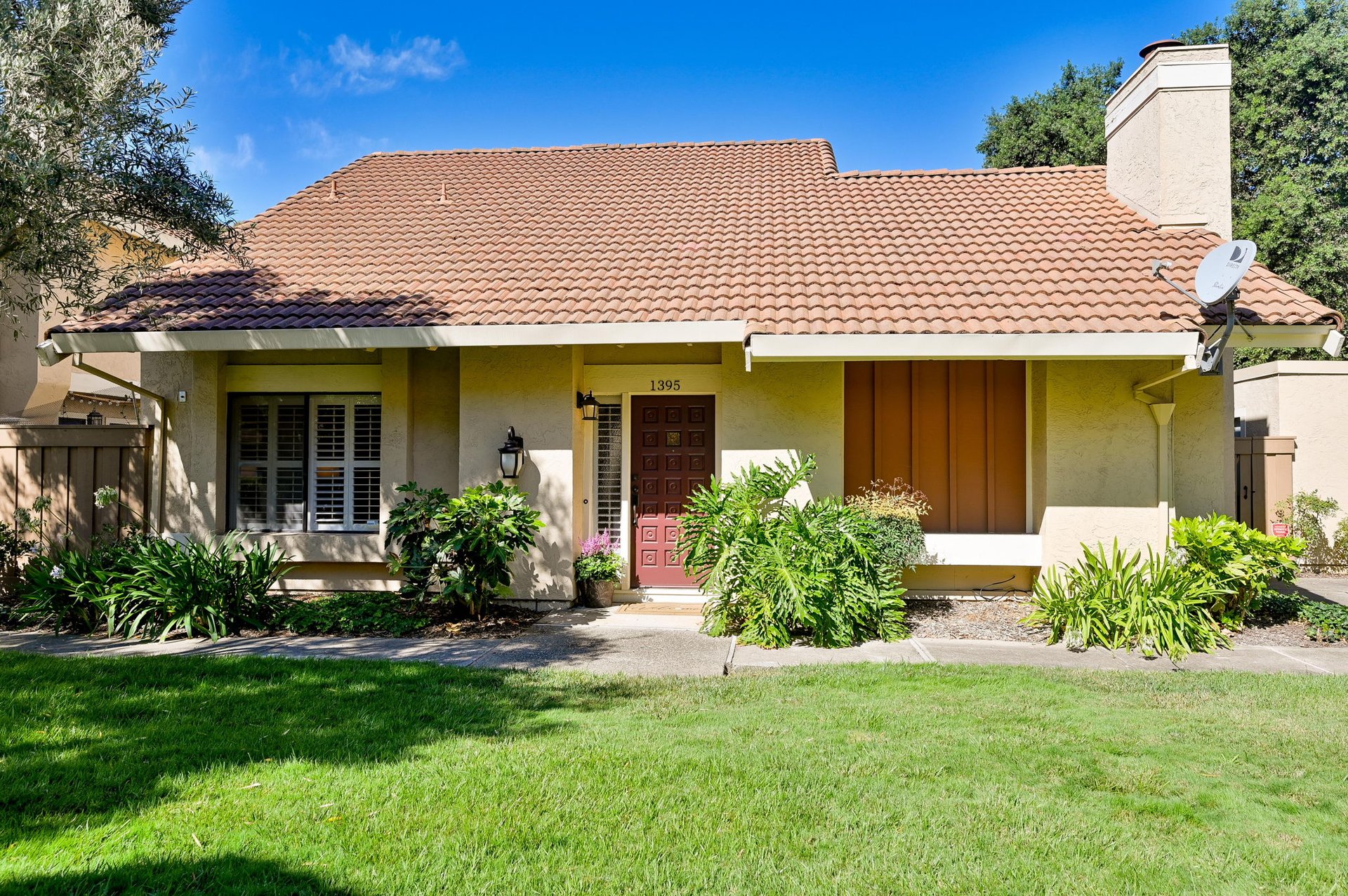 1395 Candelero Dr, Walnut Creek
