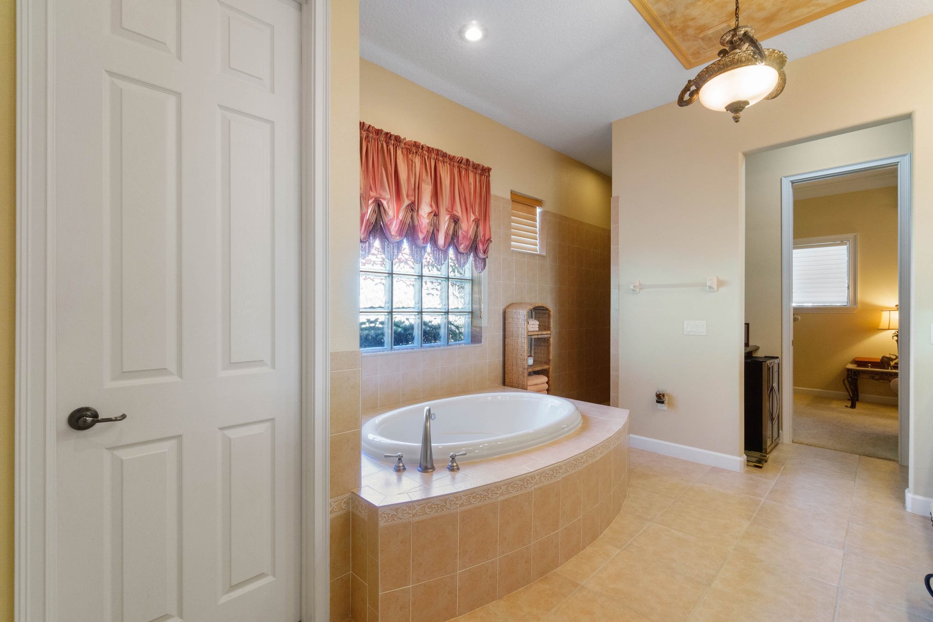 9826 Santa Clara Ct