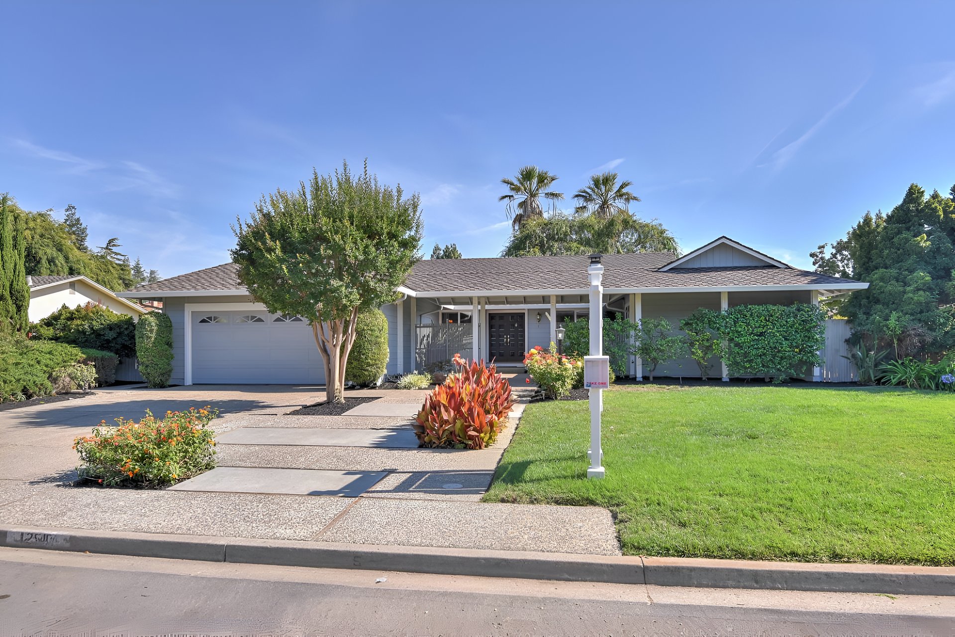 12547 Scully Ave