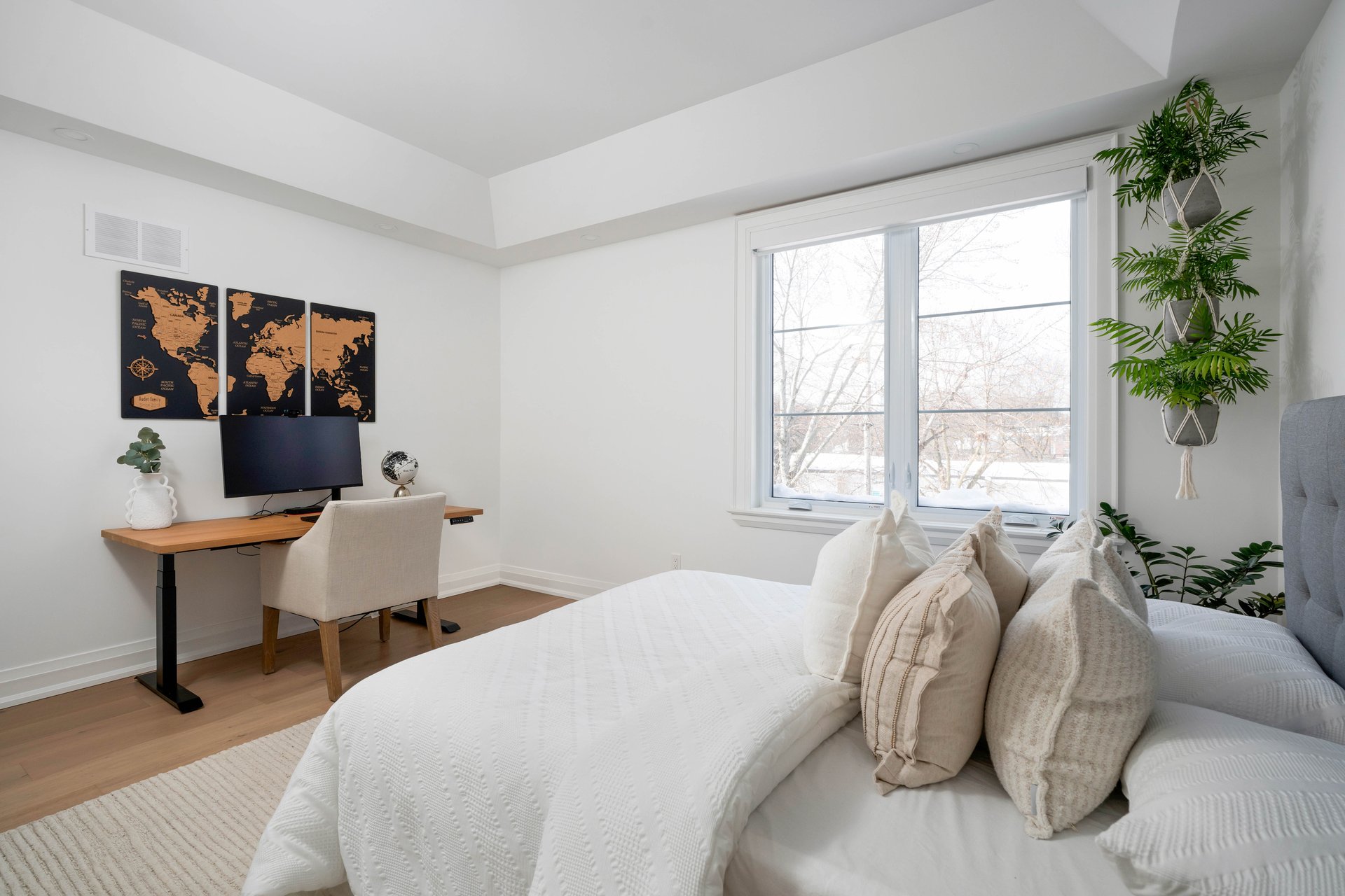 15 Marilyn Cres