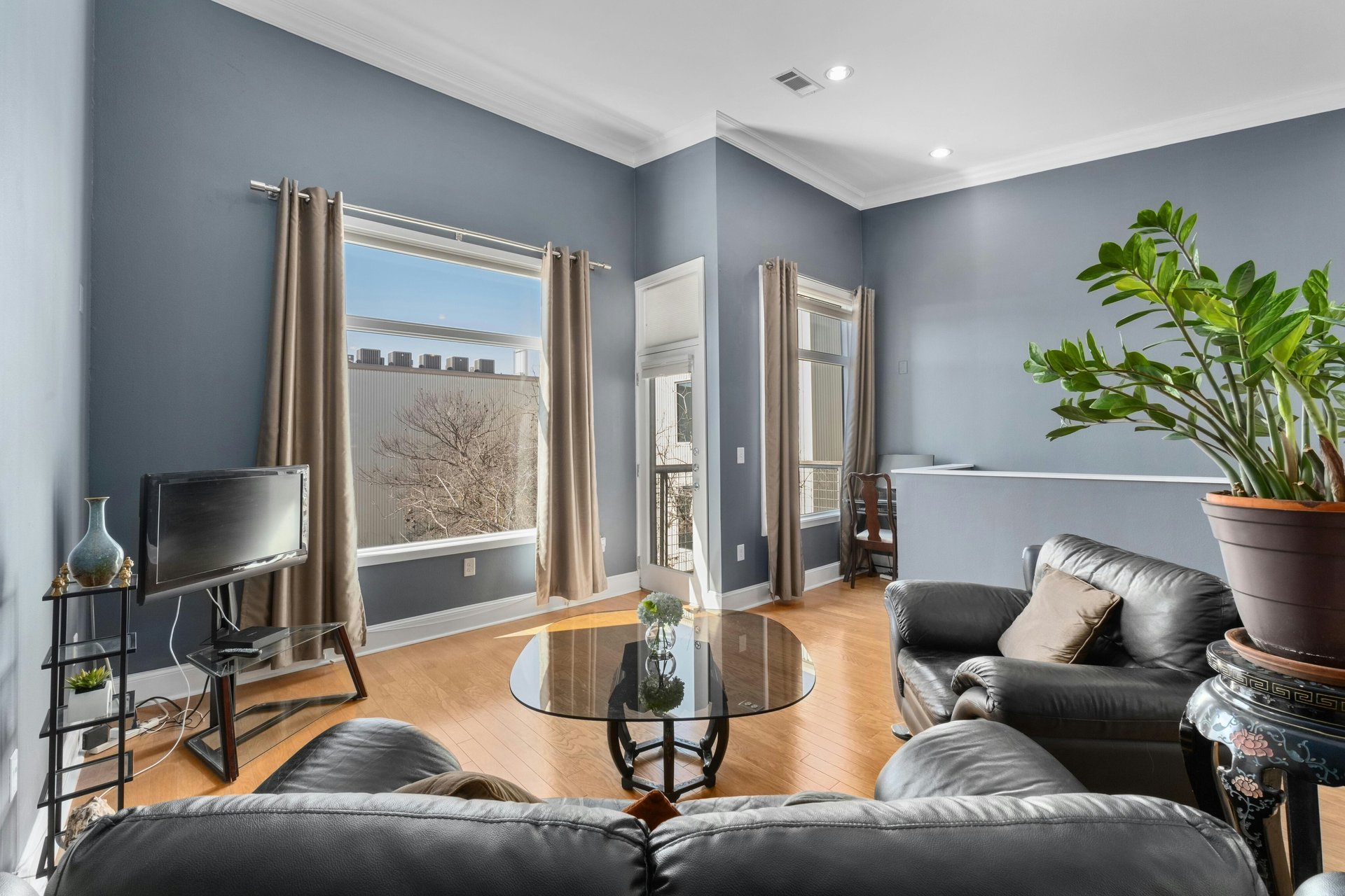 1702 S Lamar Blvd #28