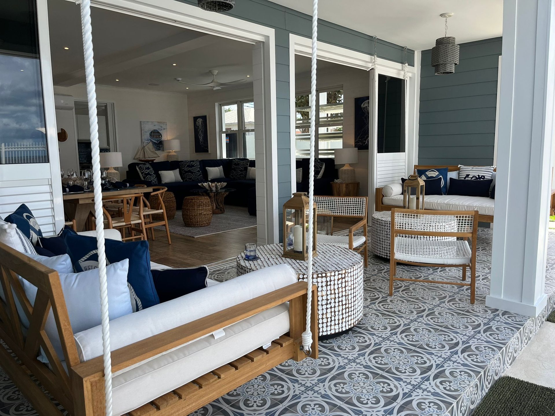 Sea Breeze Beach House 