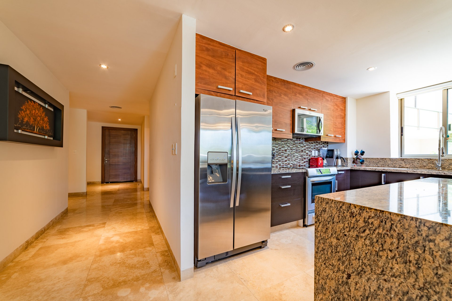 3 Bedroom, Condo, COSMO 8A-1