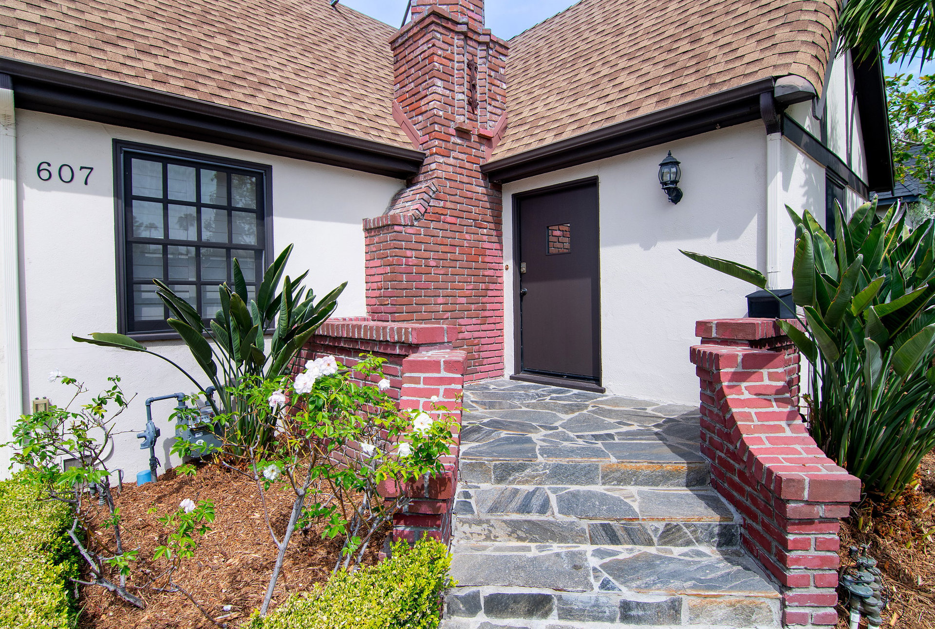 607 Lillian Way