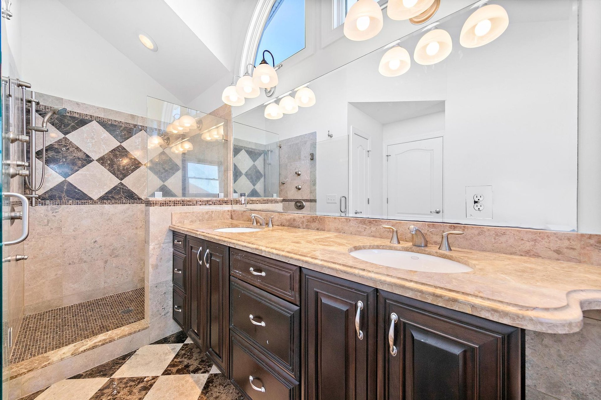4109 Ocean Blvd, 7 Bedroom