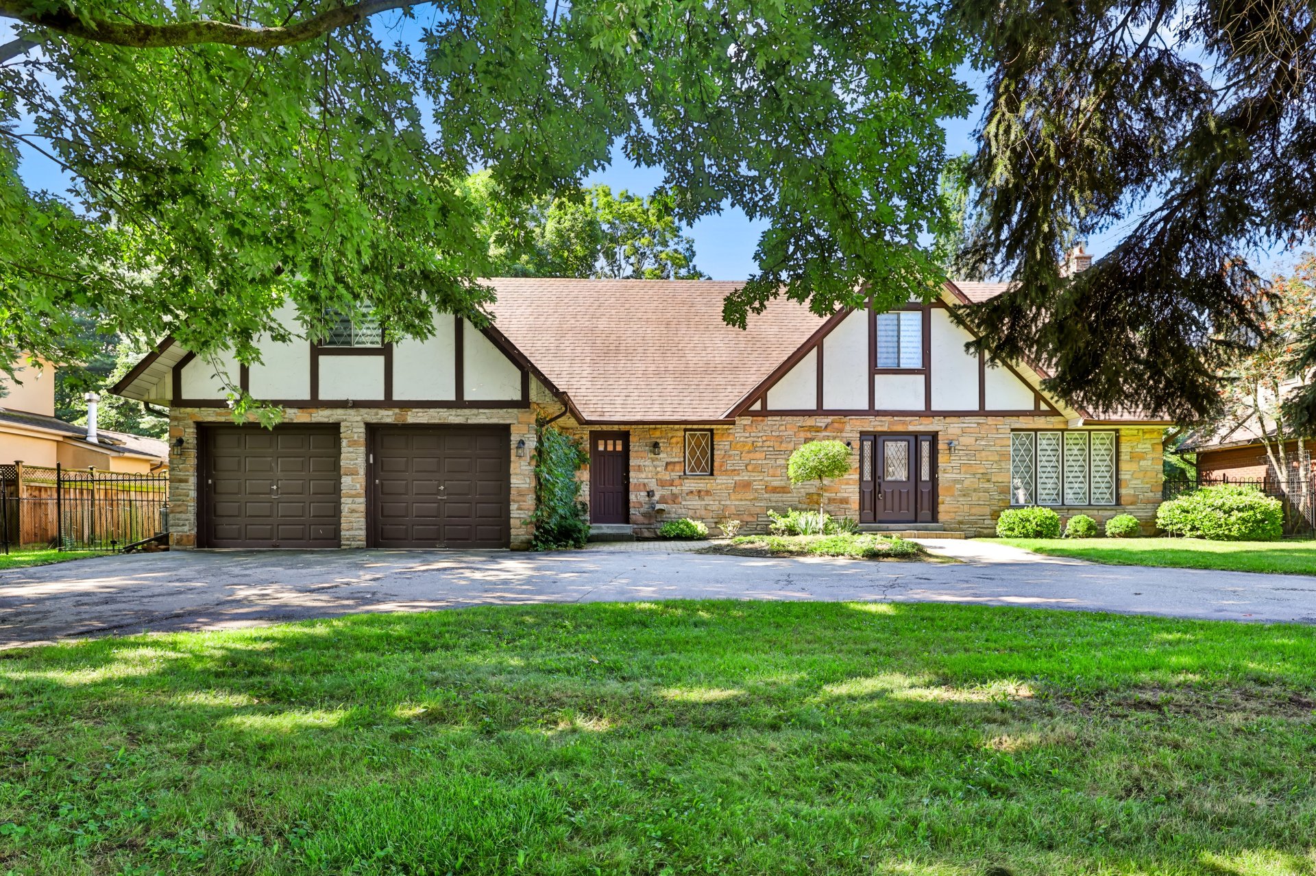 30 Birkbank Drive, Oakville