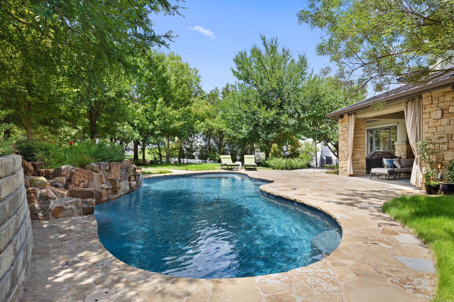 12821 Hacienda Ridge