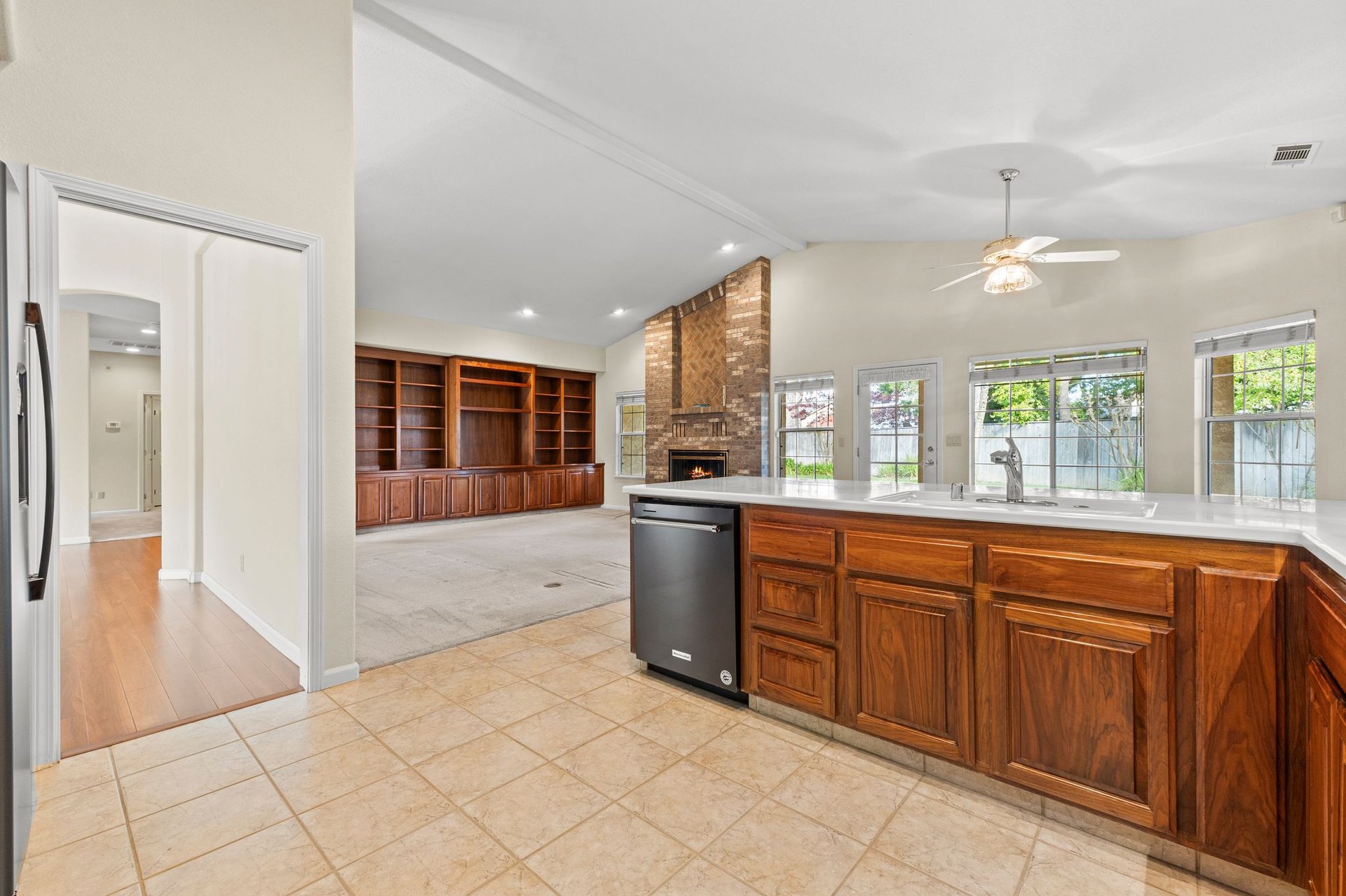 917 Corral Place