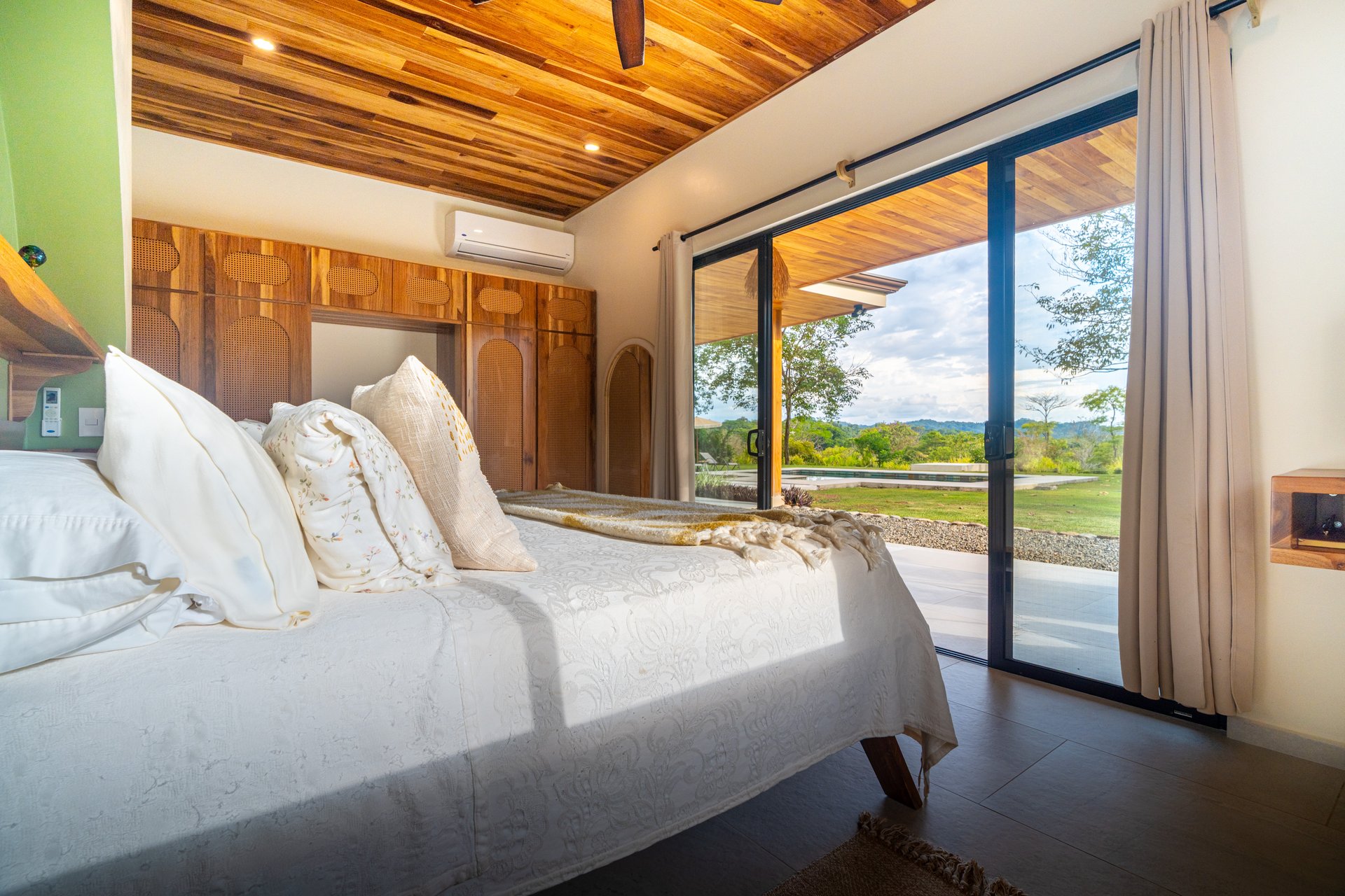 Modern Tropical Retreat - Private Oasis in Ojochal