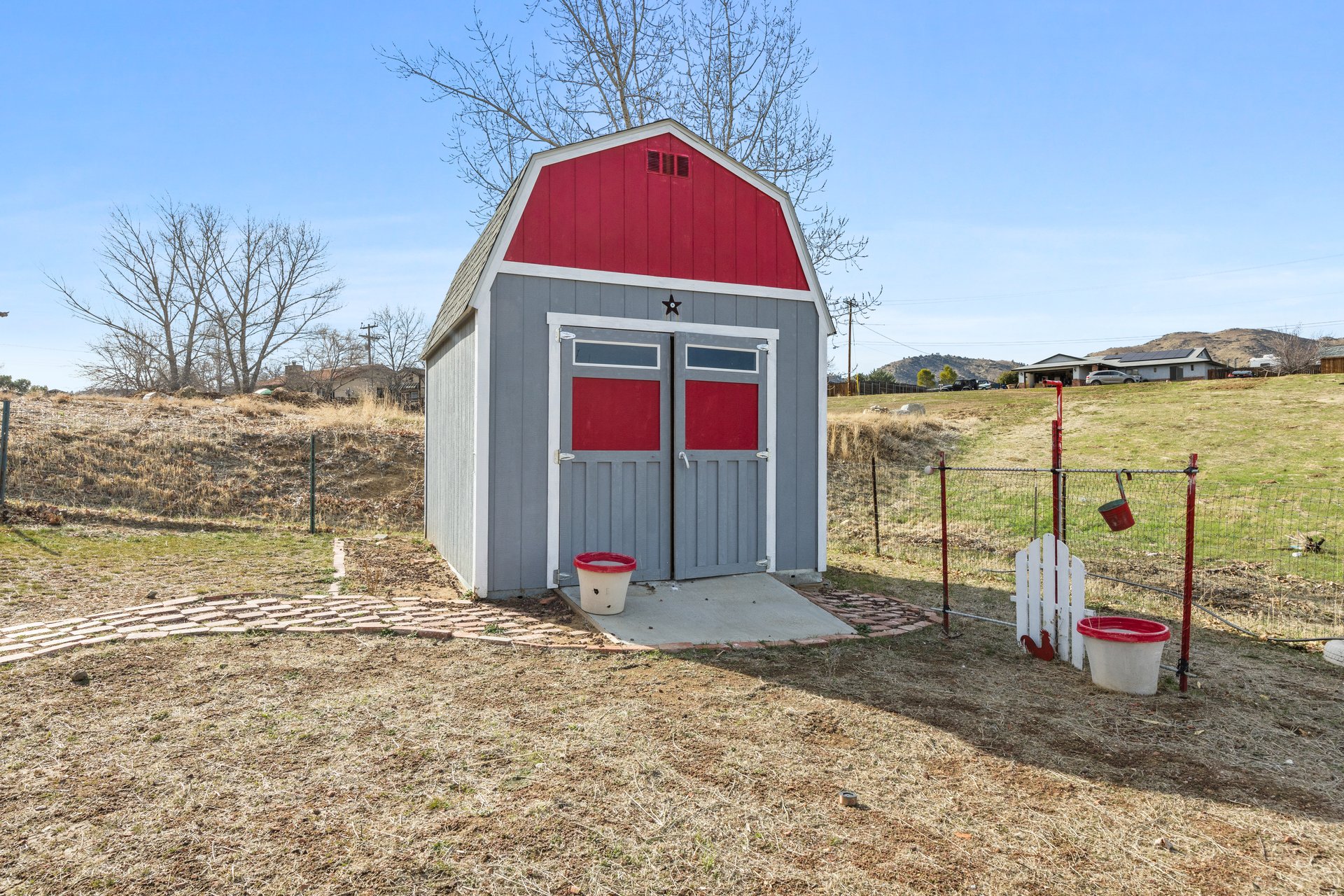 Charming Cul-de-Sac Home in East Golden Hills – 21941 Fig Court