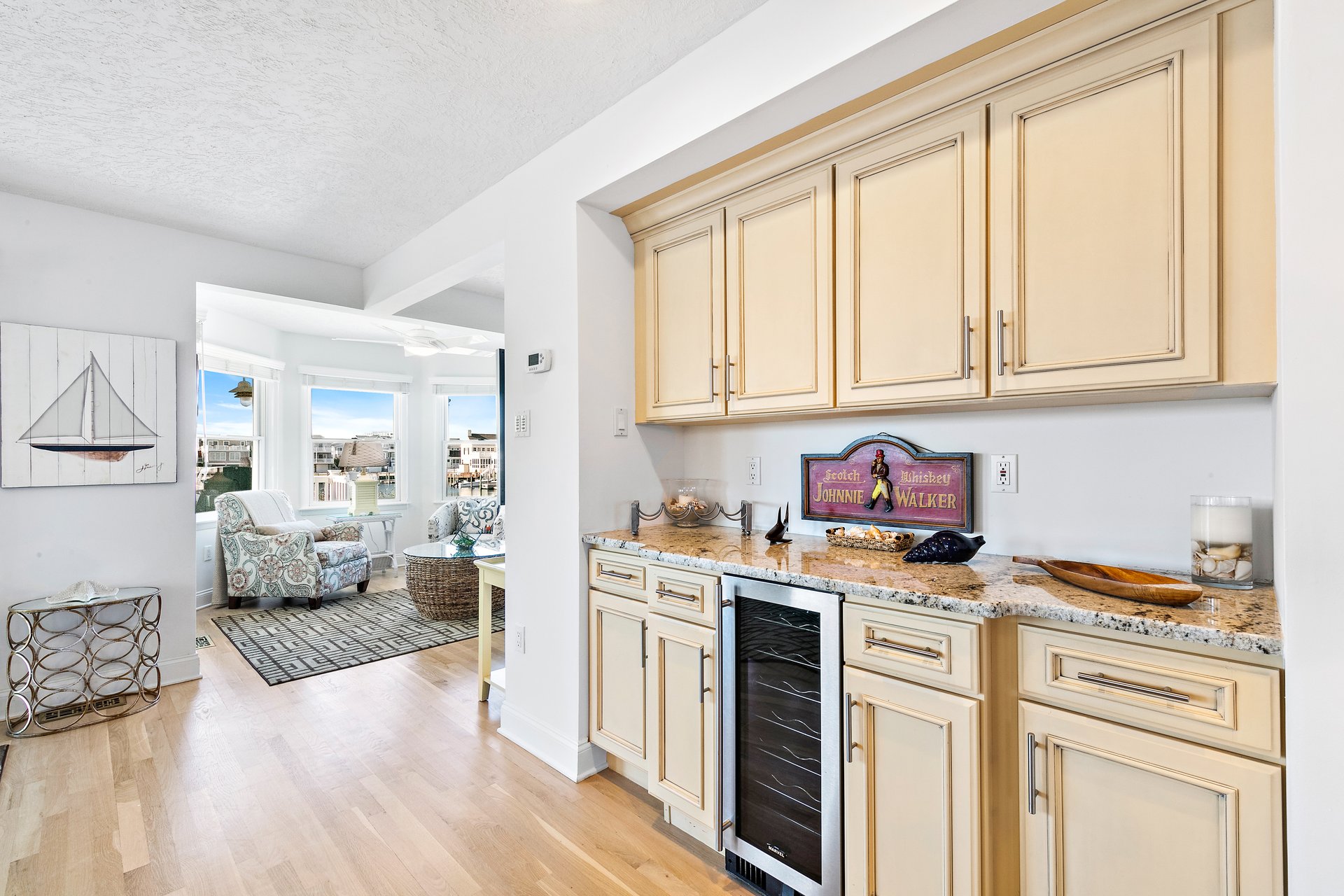 4410 Gloucester Avenue - Pet Friendly 