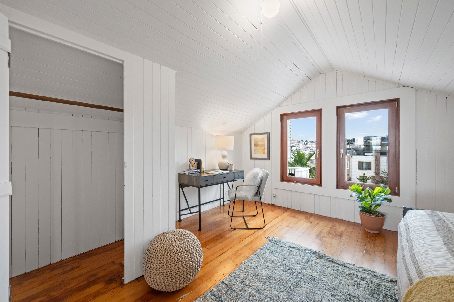 Outer Sunset - Sold 74% Over Asking