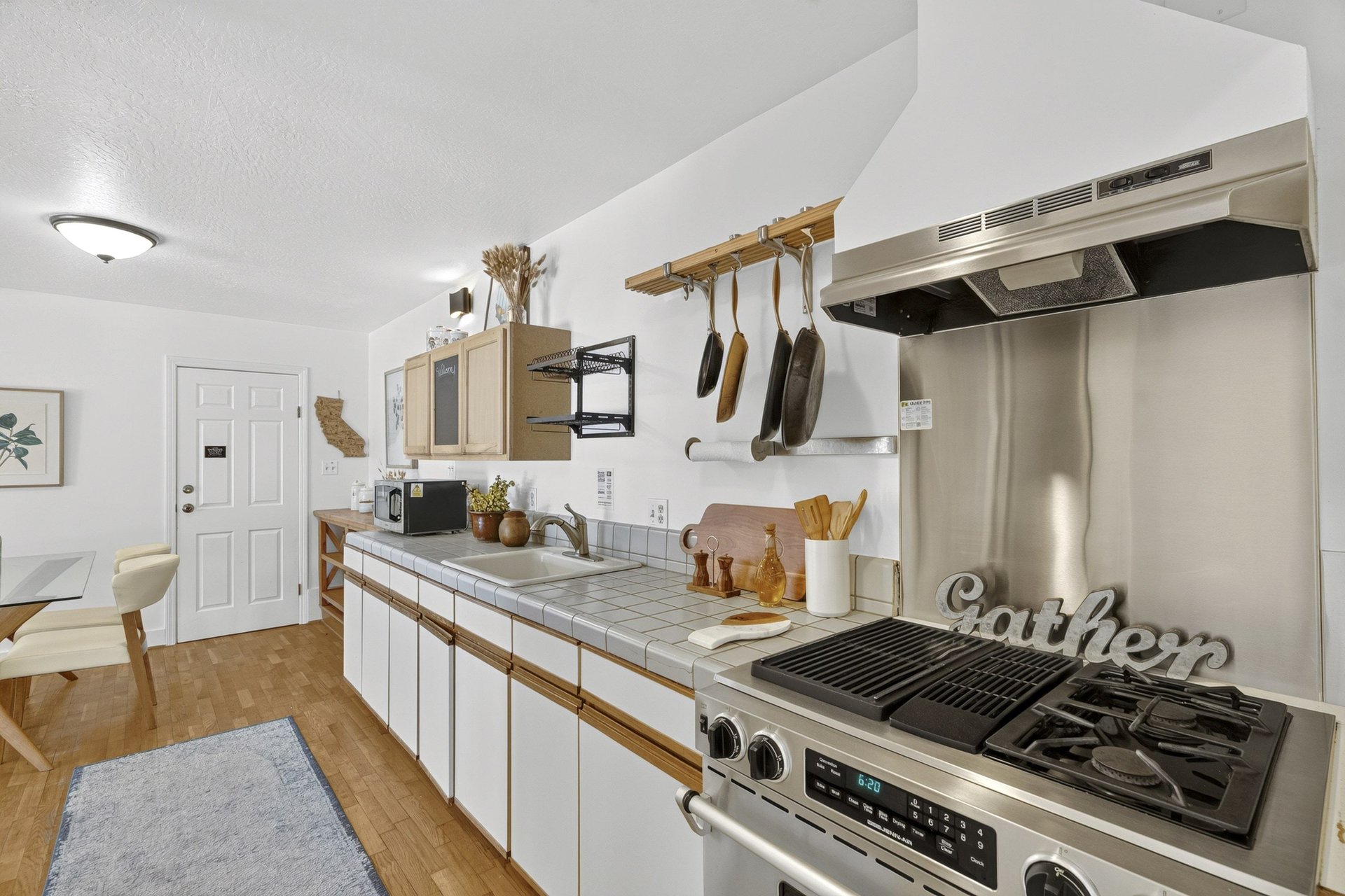 3999 Cherryvale Avenue | Soquel, California