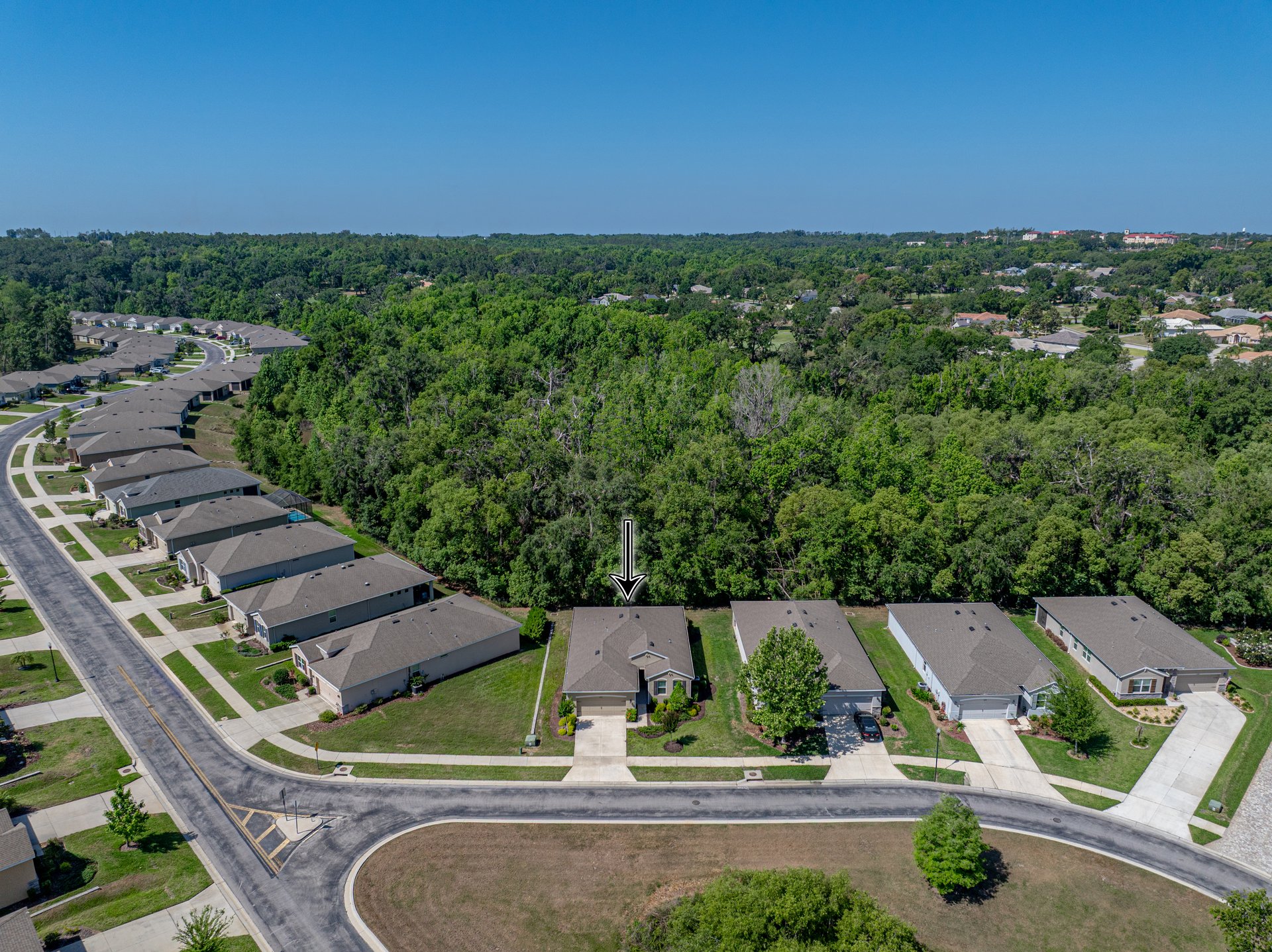 12669 EASTPOINTE DR