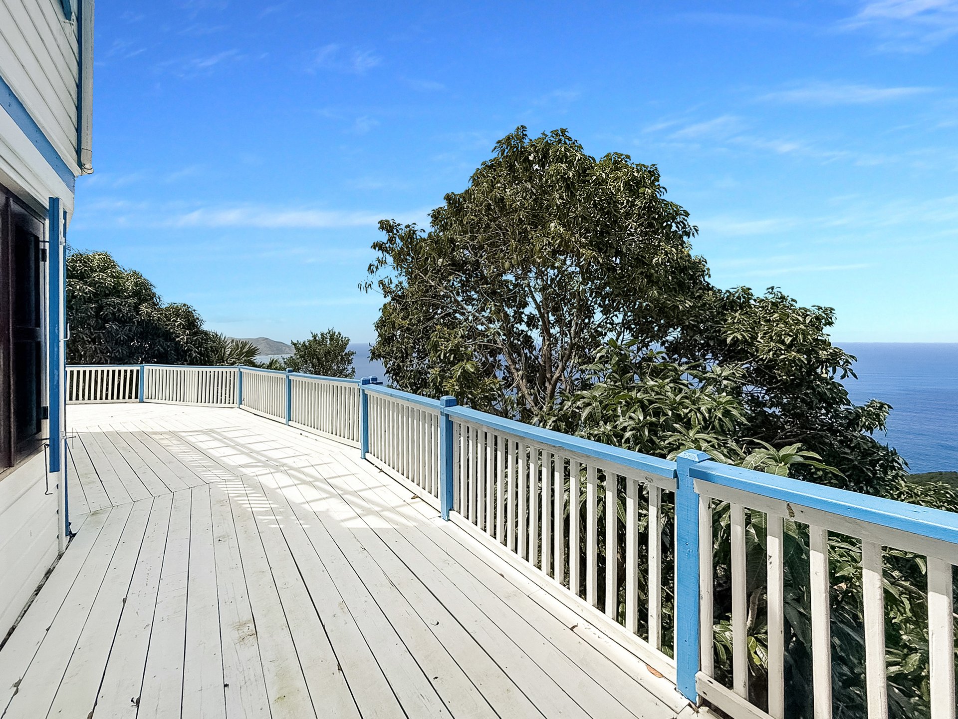 951 Casablanca-Luck Hill Standalone Home