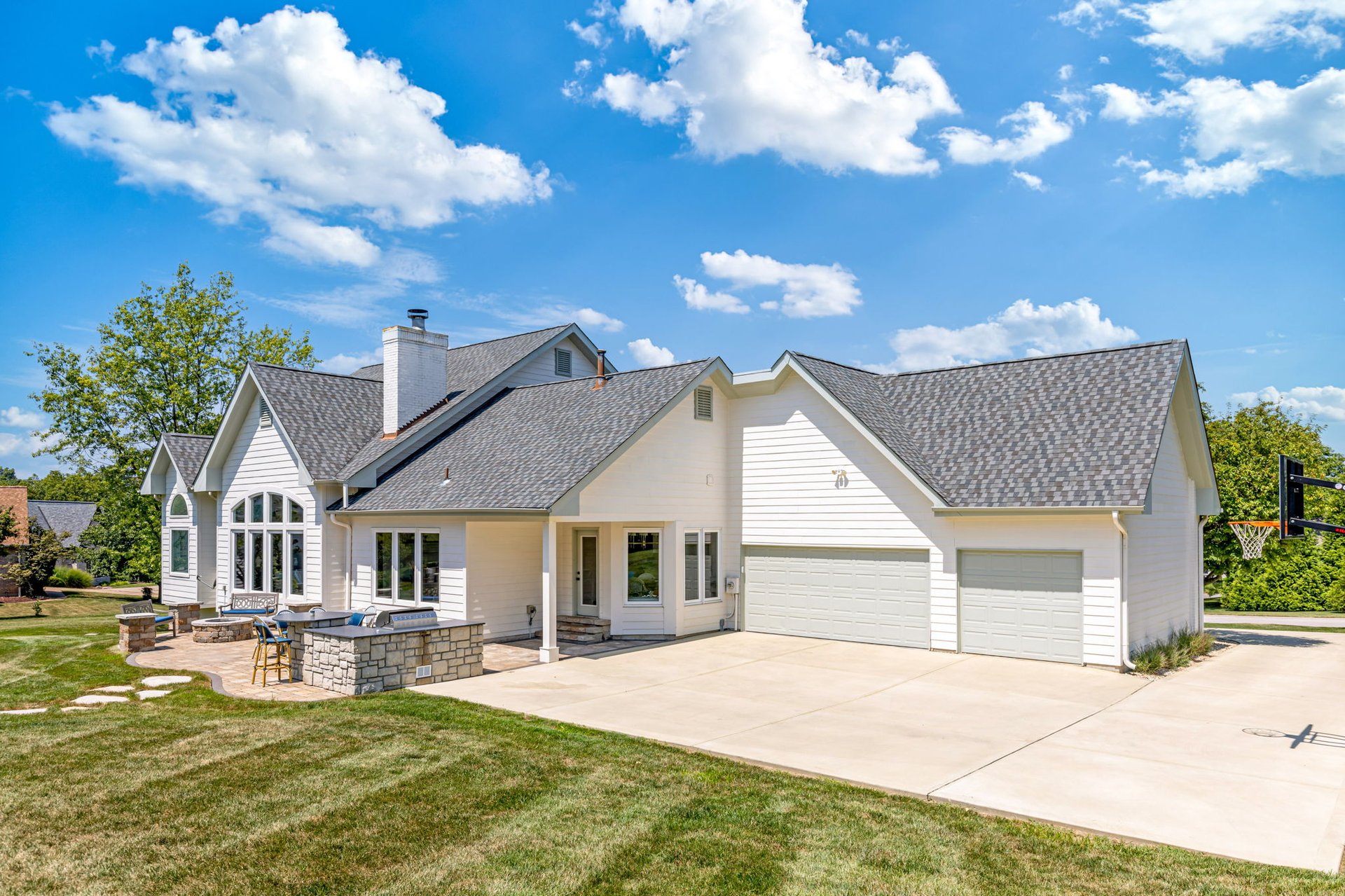 1069 Whitmoor Drive