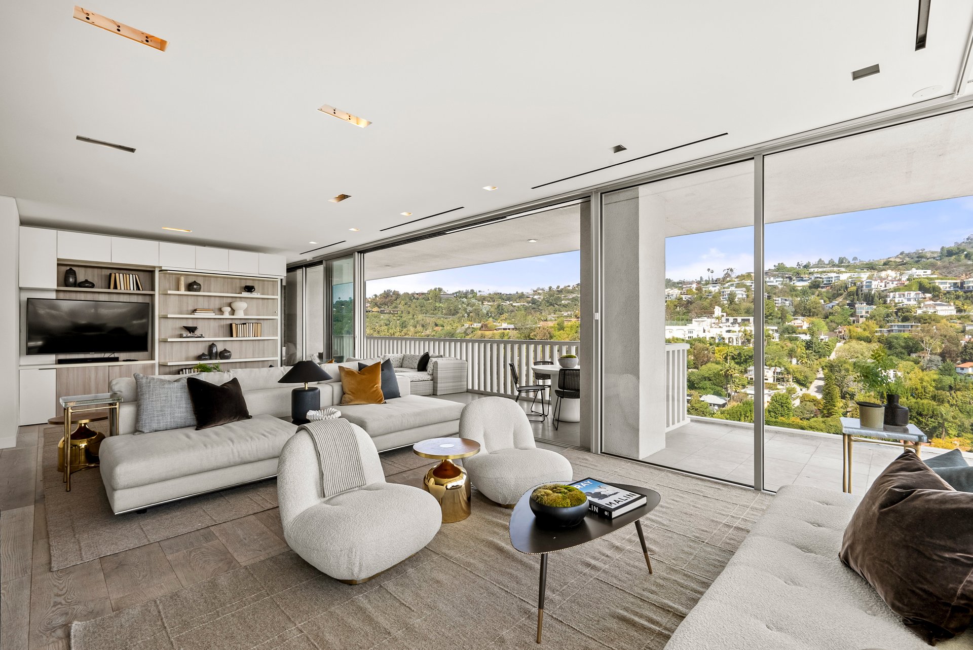 9255 Doheny Rd #1805, Sunset Strip