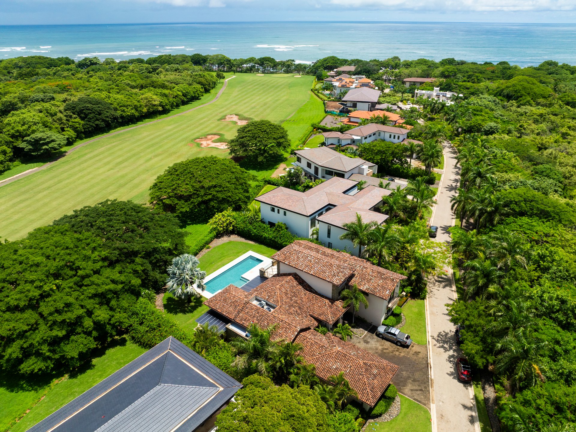La Dulce Vida 7 | Exclusive 5-Bedroom Mansion in La Dulce Vida, Hacienda Pinilla. Unmatched Elegance & Privacy