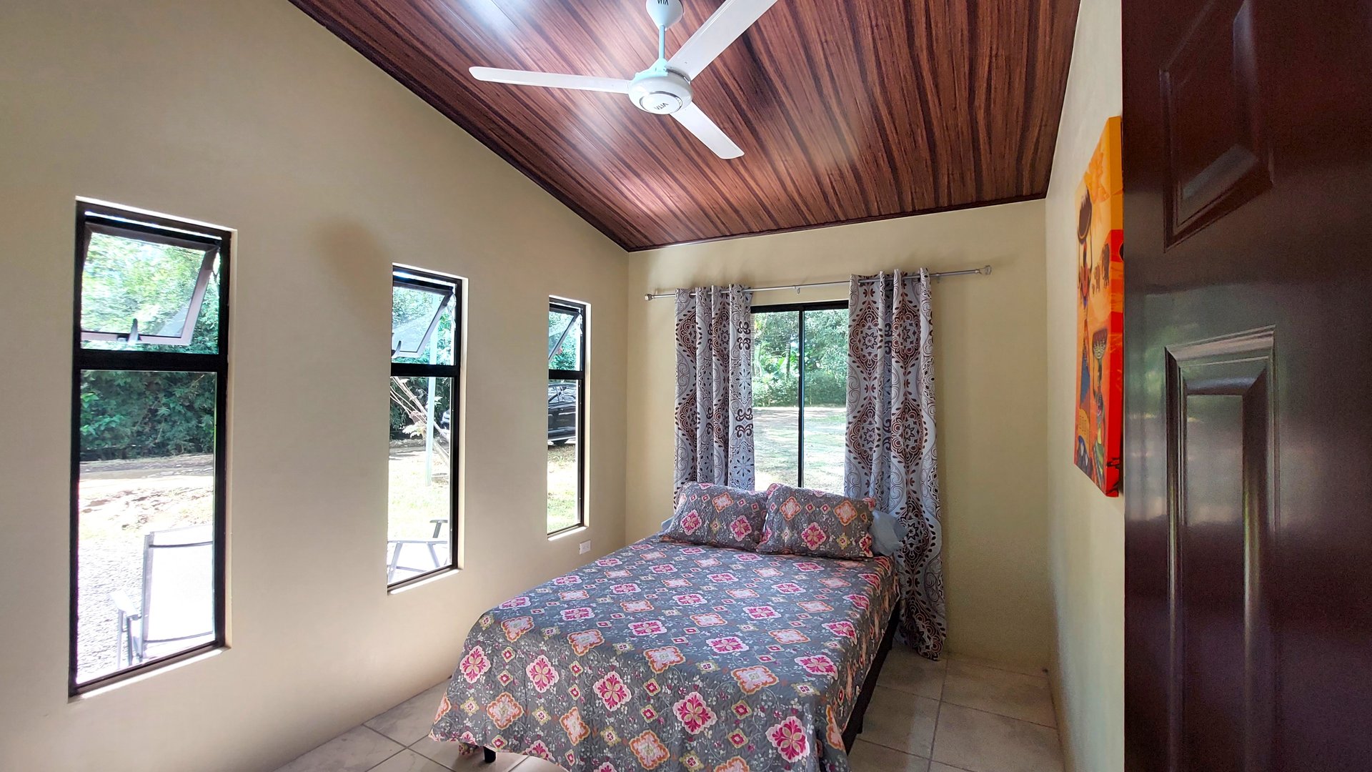 Affordable Home in Hatillo – Just 5 Minutes from Playa Dominical & Playa Linda
