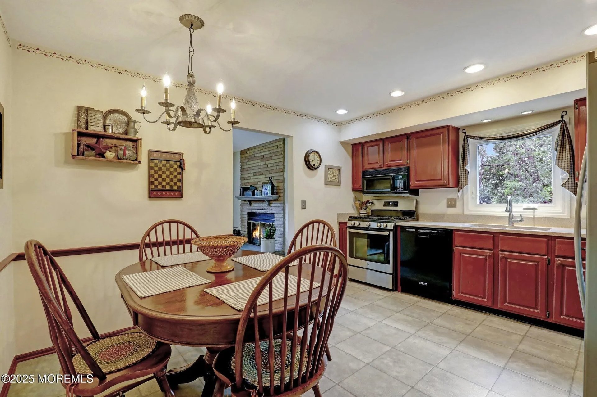 3245 Rambling Hill Court