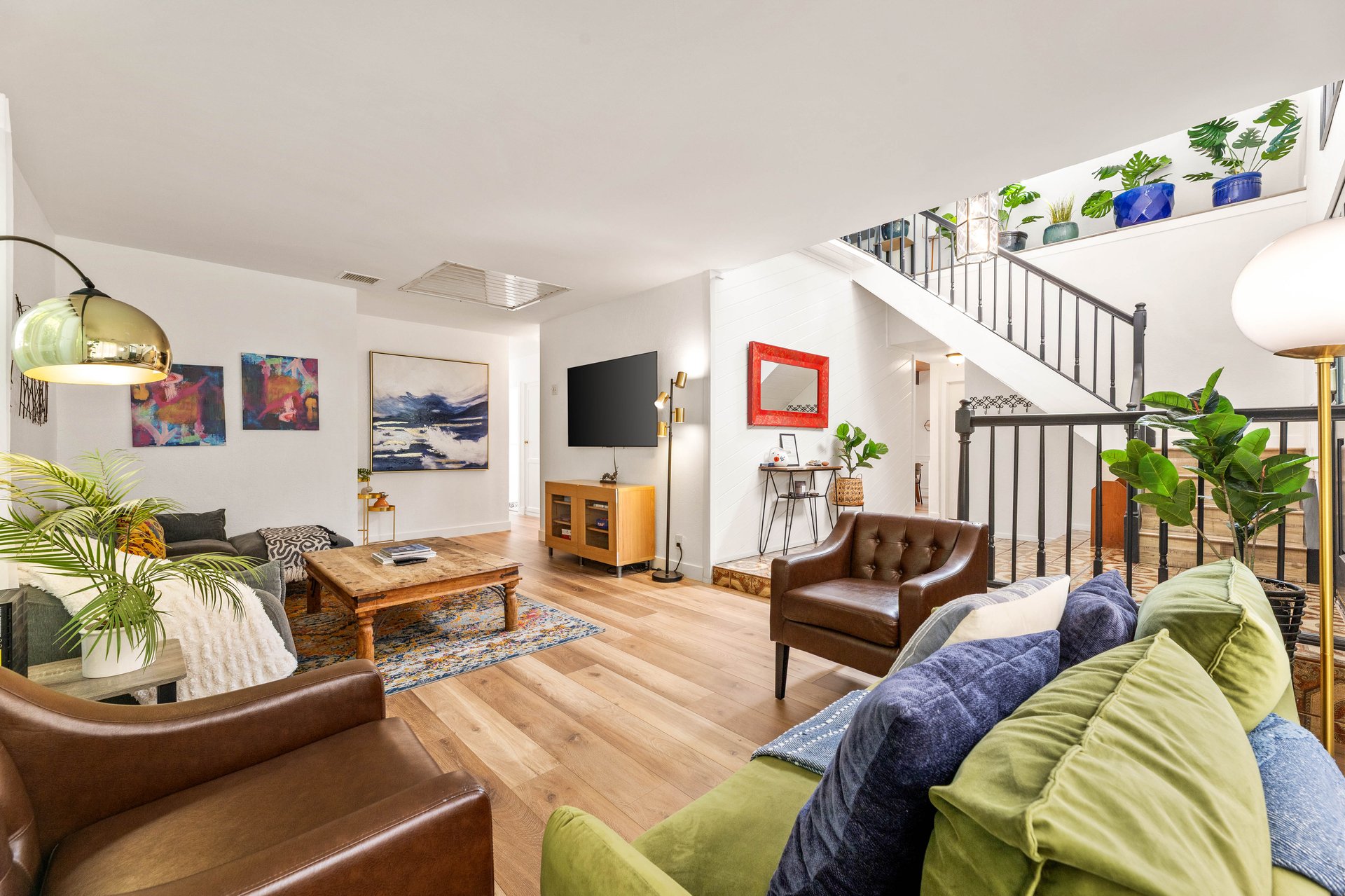 N Florence St, 91505