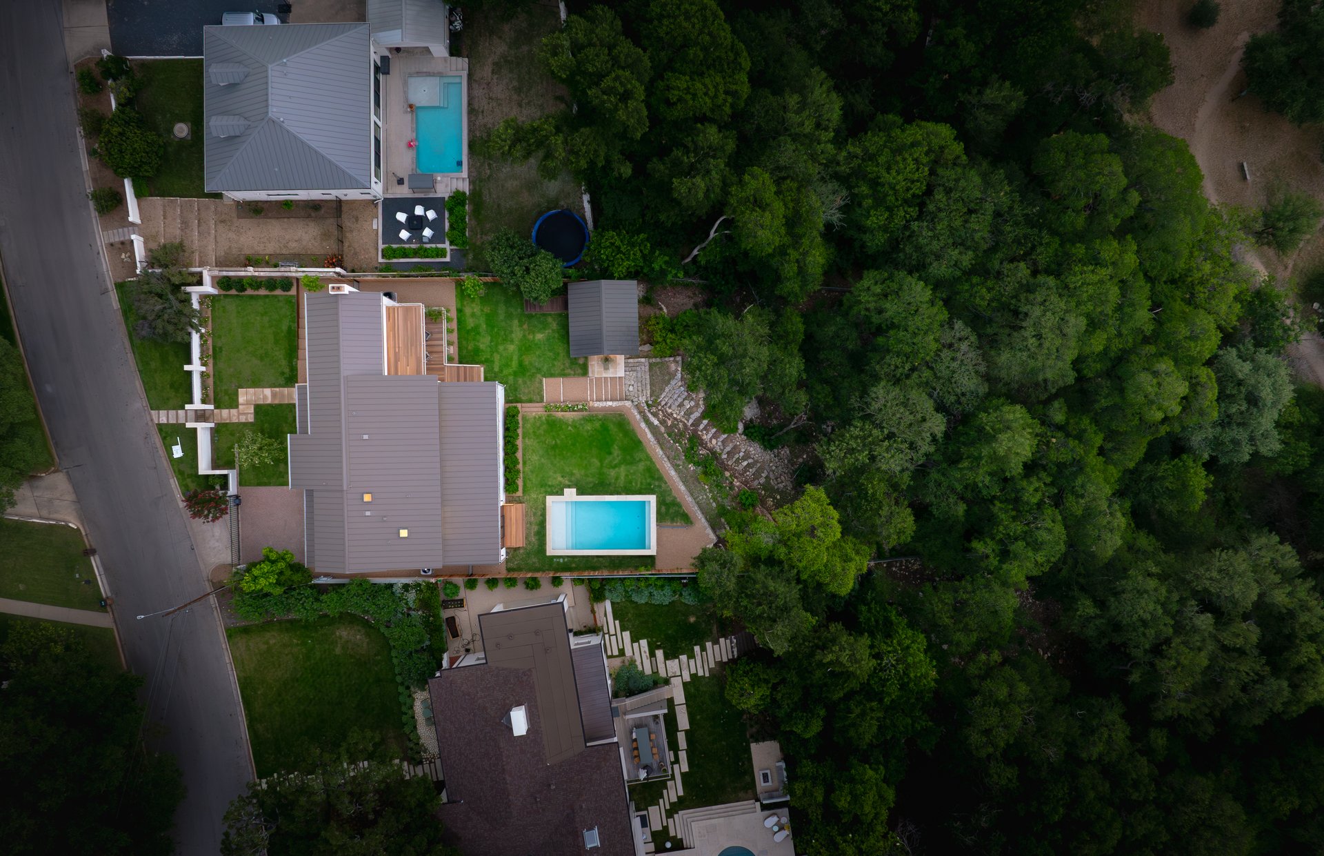 1103 Gaston Ave