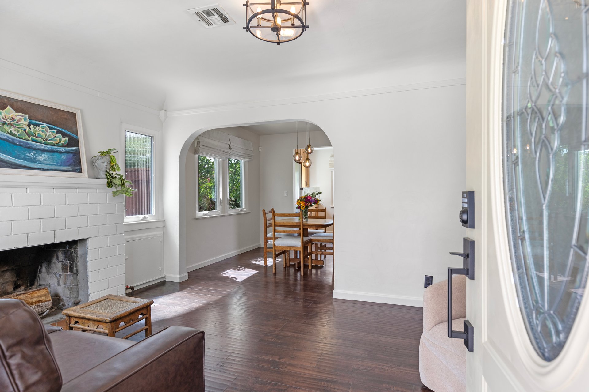 304 W D Street