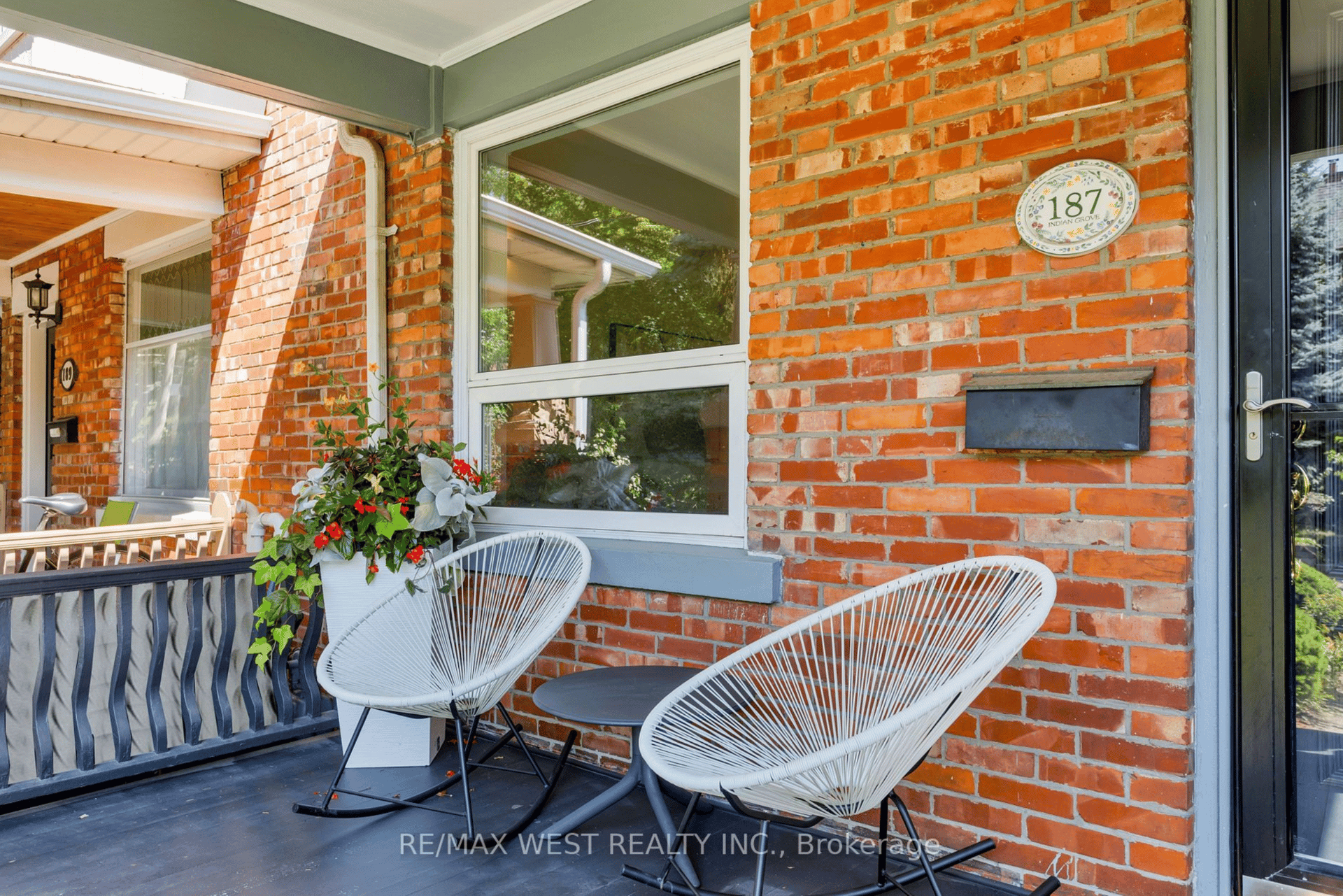 187 Indian Grove