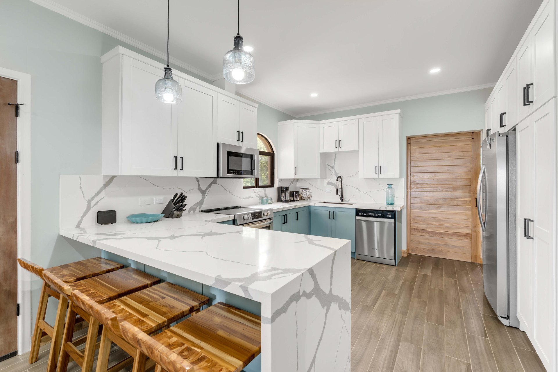 Sunrise 19 | Oceanview Luxury in the Heart of Tamarindo