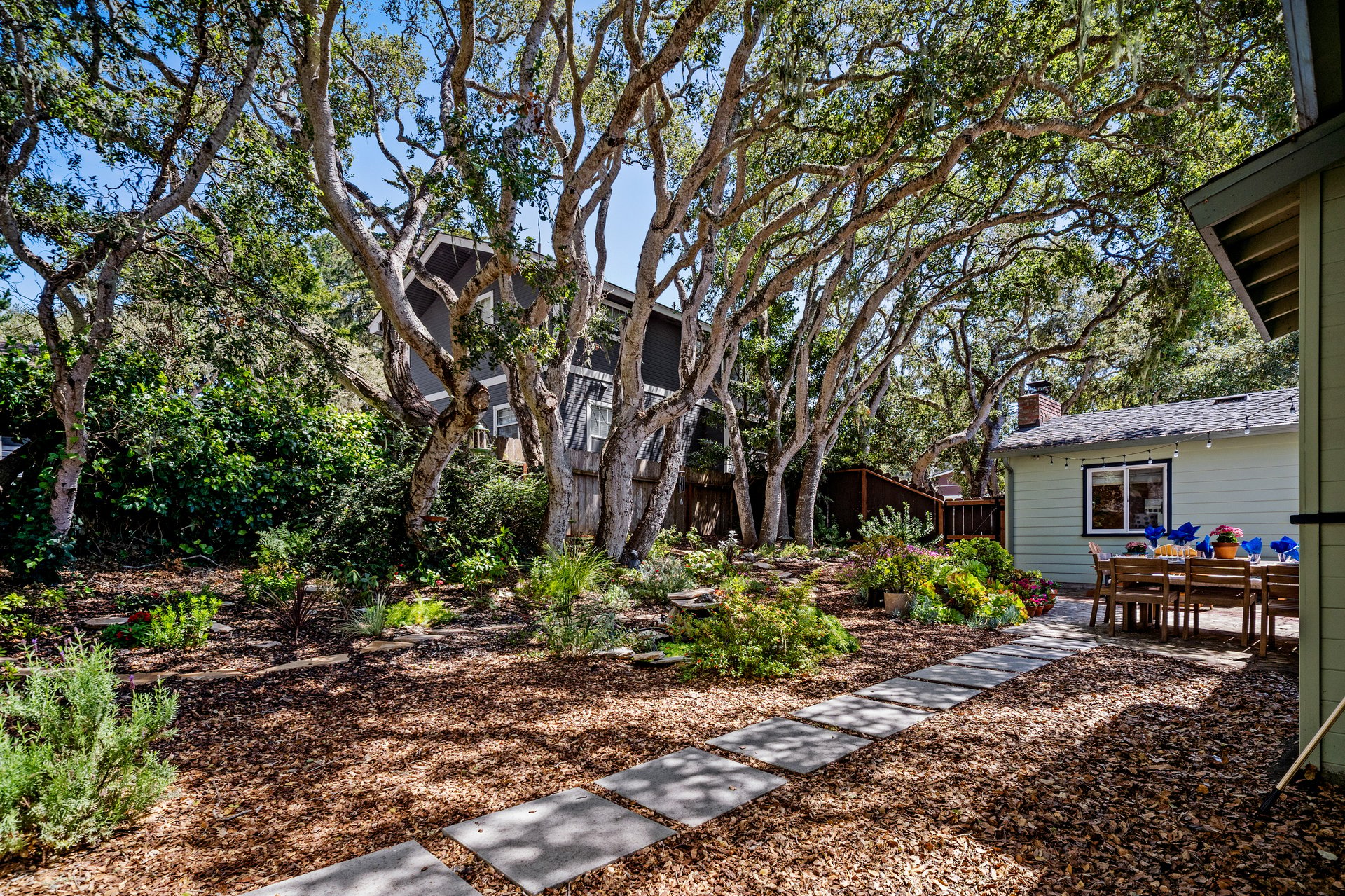 1328 Shafter Ave. 