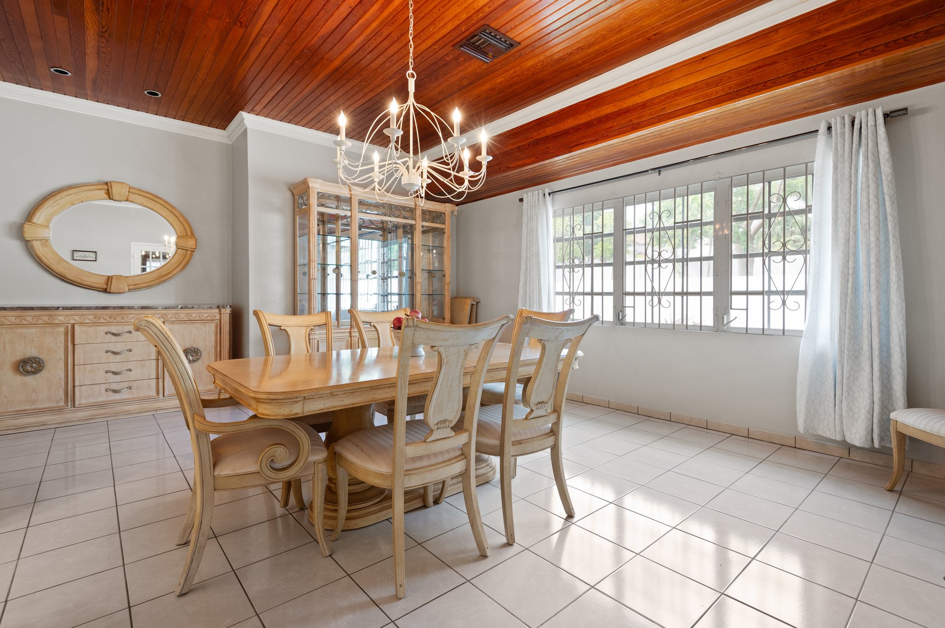 28 Oak Hill Road