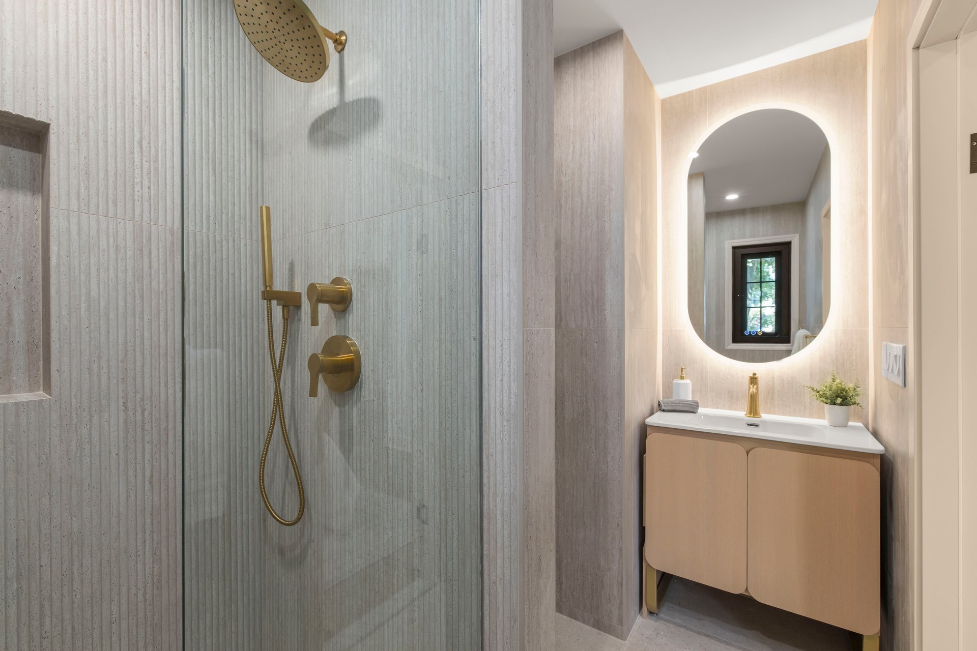 Modern Craftsmanship Meets Timeless Elegance